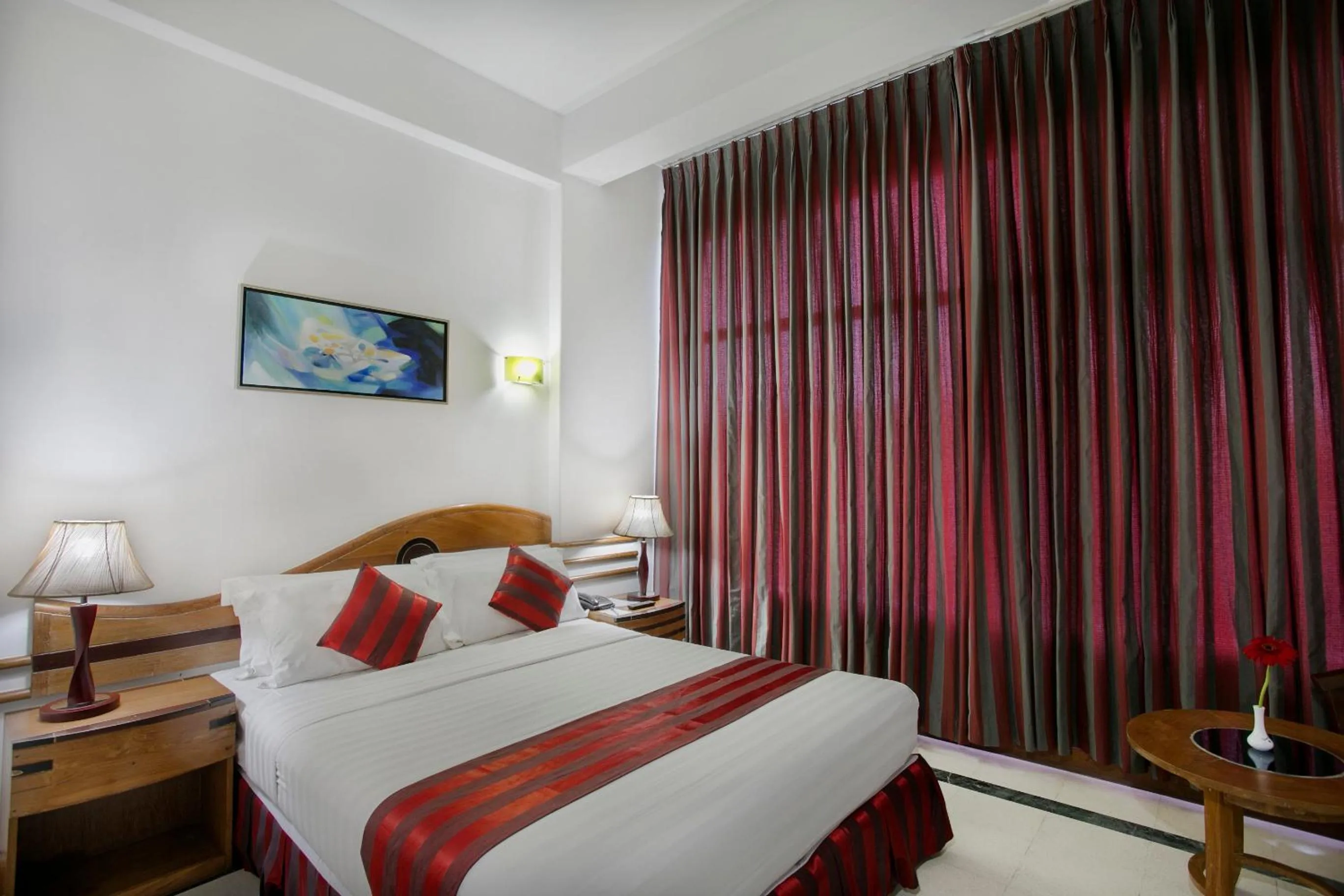 Bedroom, Bed in Seagull Hotel Ltd