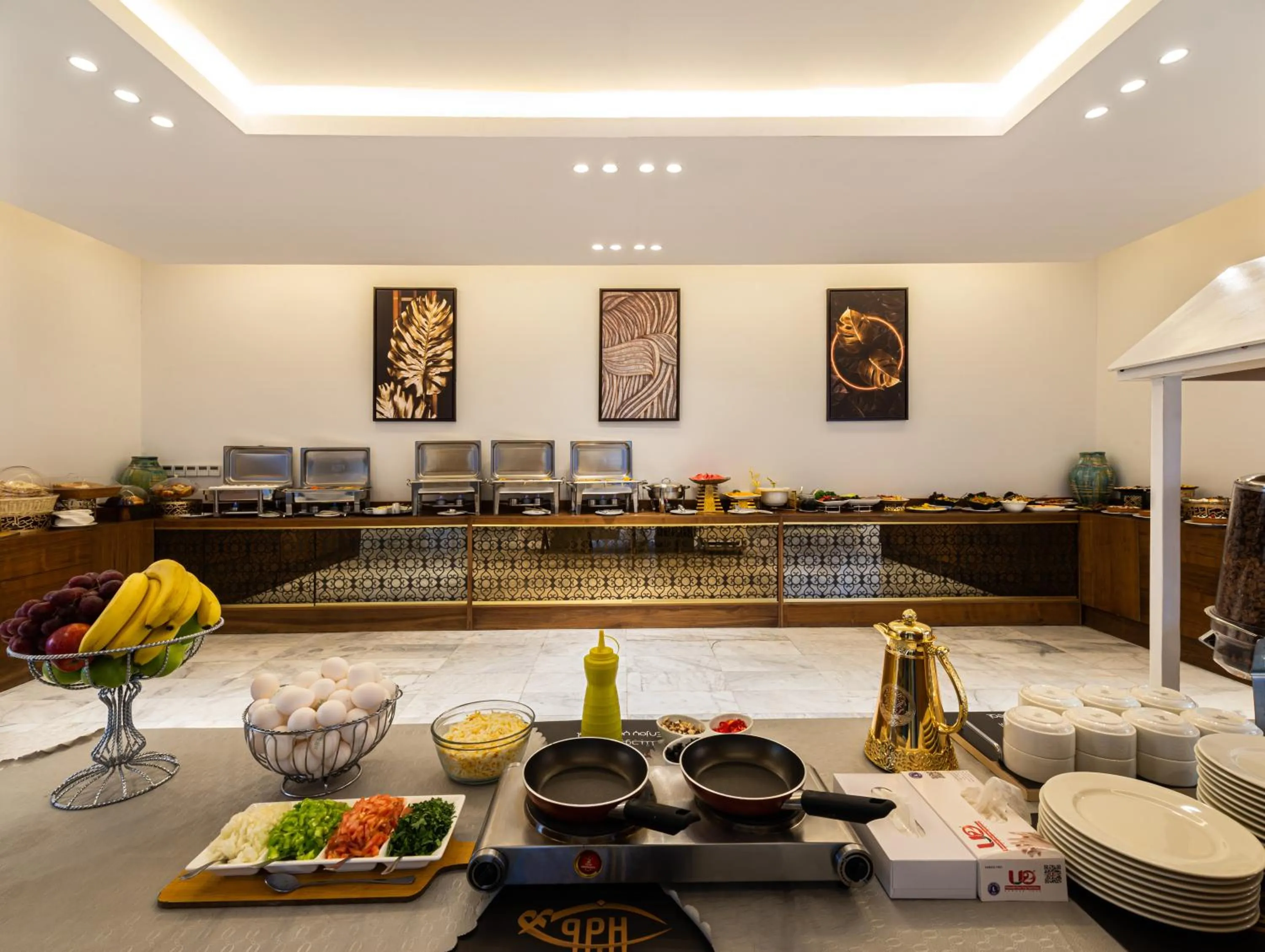 Food in HDB Al Sahafa