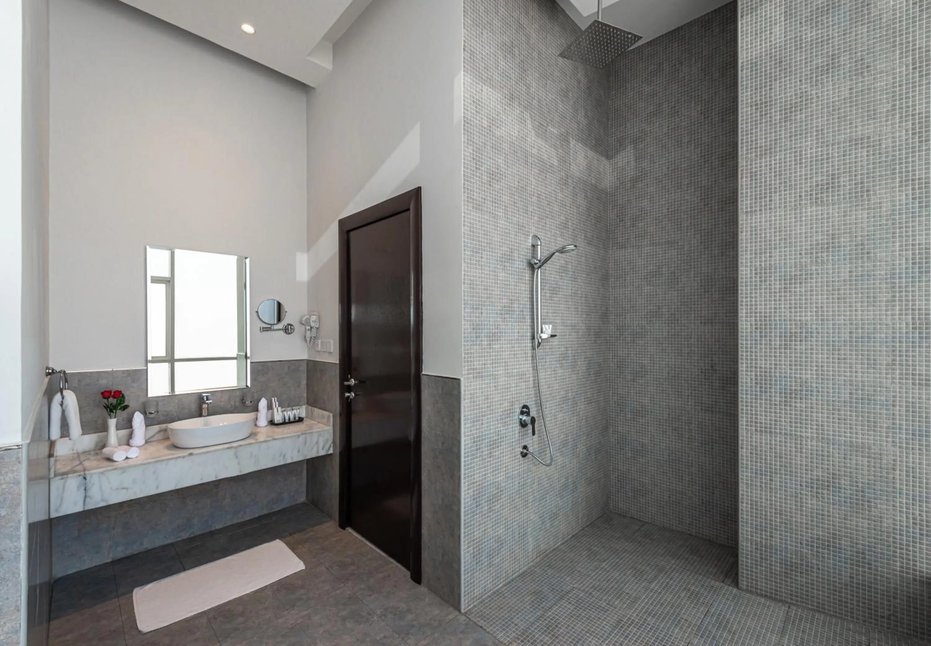 Bathroom in HDB Al Sahafa