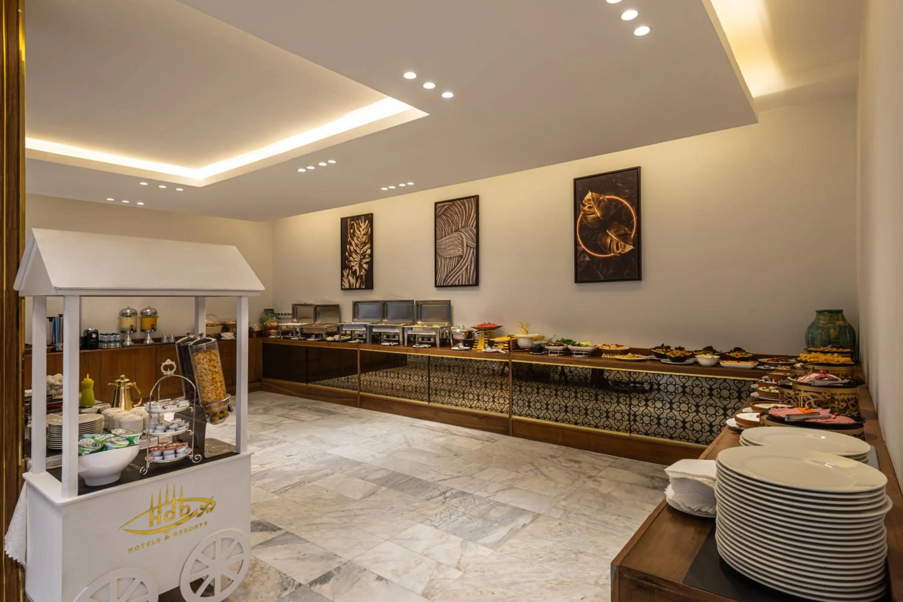 Food and drinks in HDB Al Sahafa