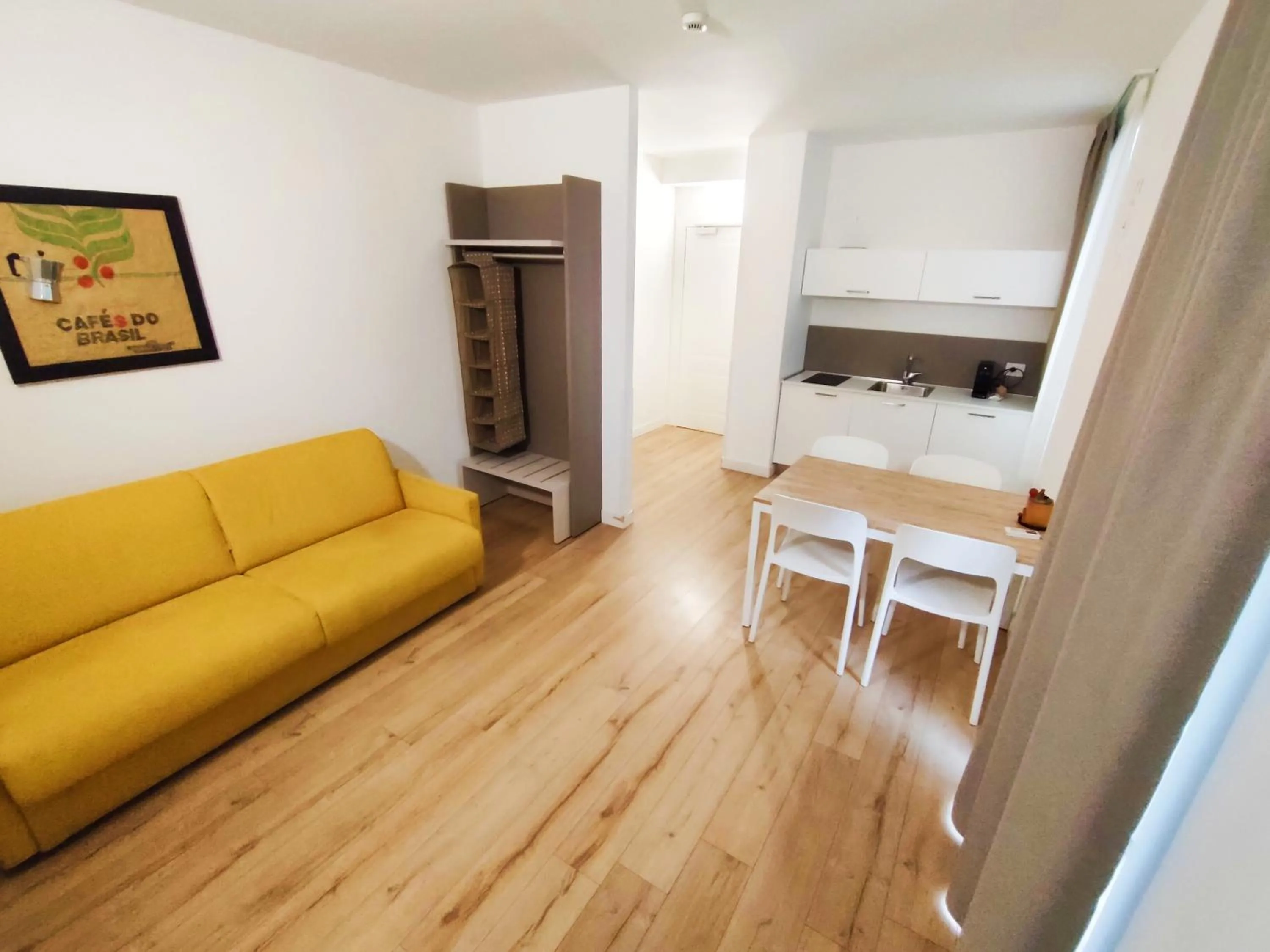 Living room in City Gallery Apartments