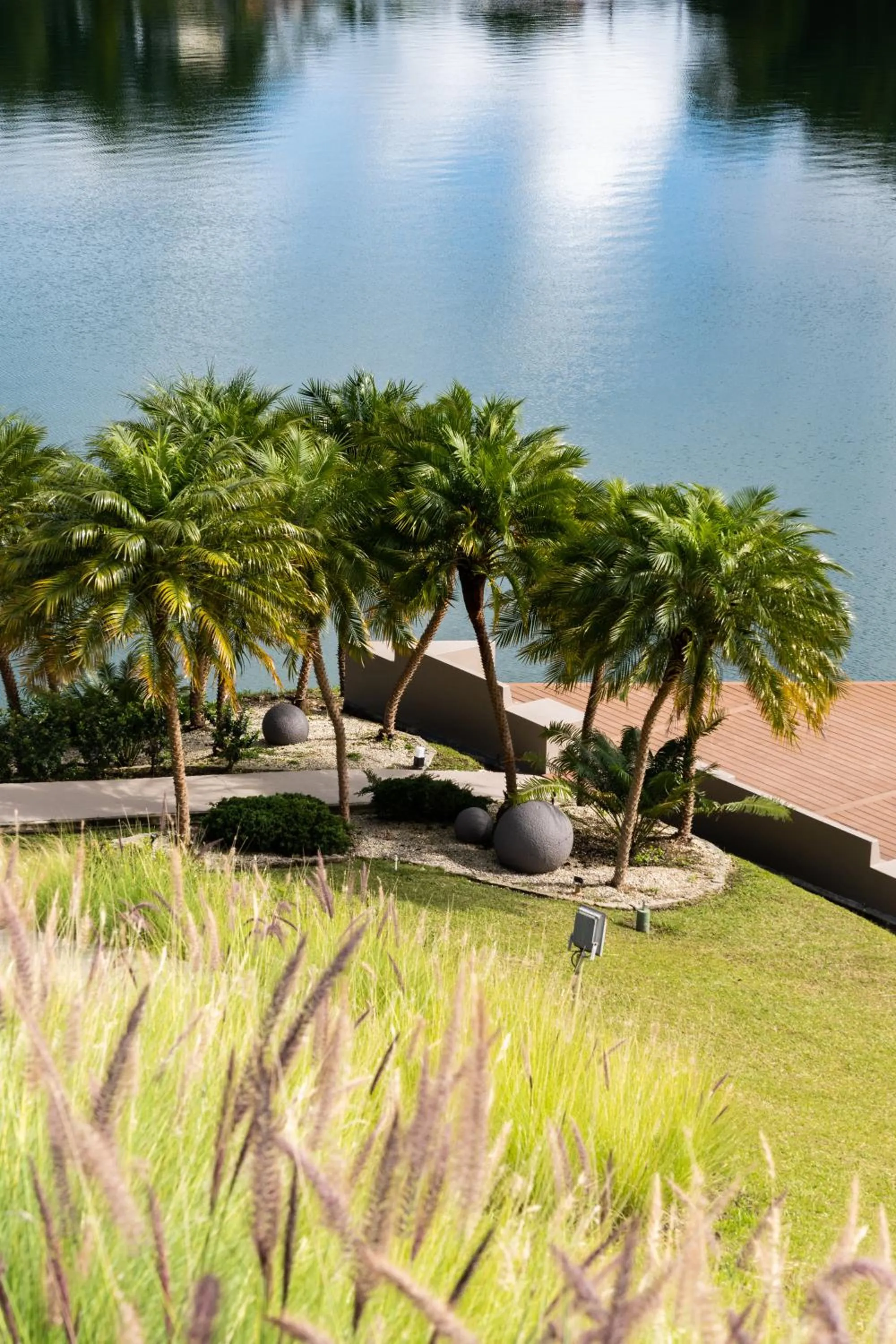 Lake view in Tau House