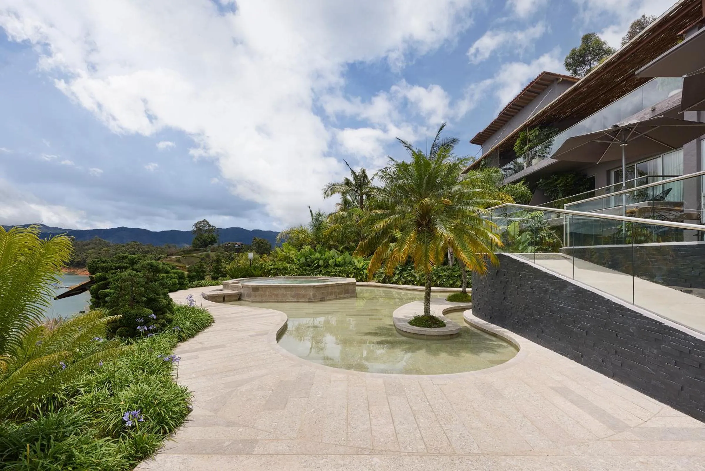 Balcony/Terrace in Tau House