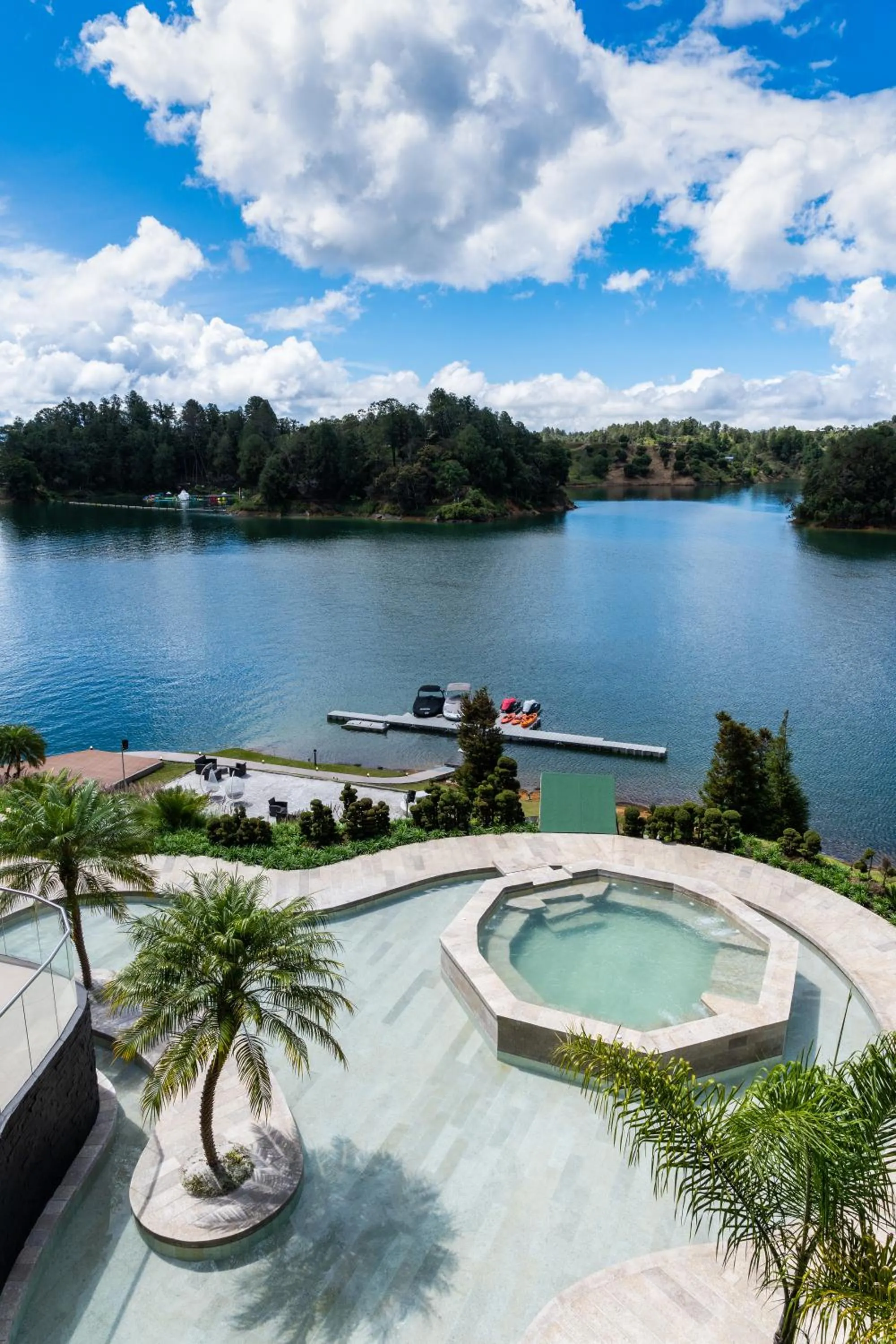 Lake view in Tau House