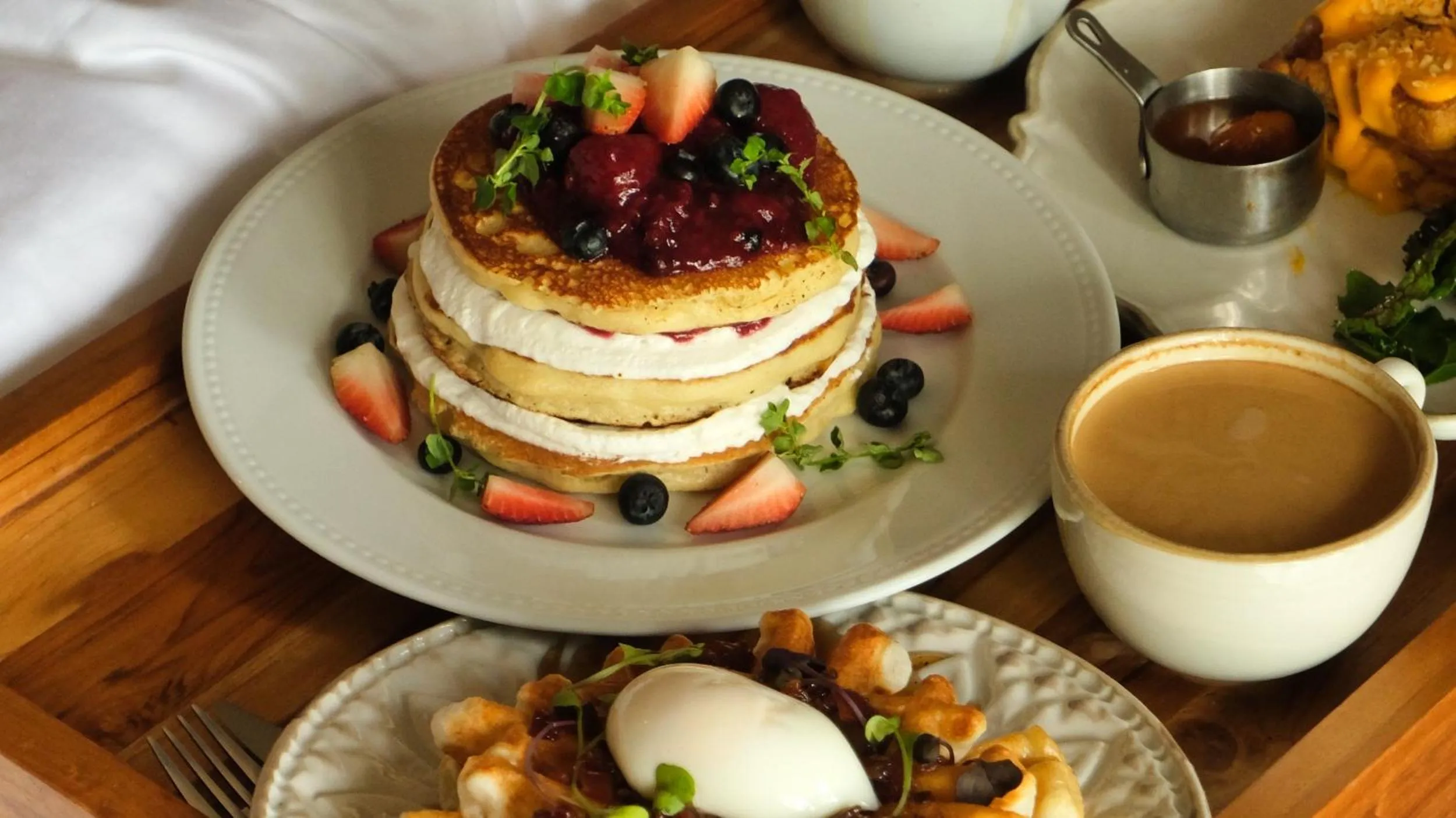 Breakfast in Tau House