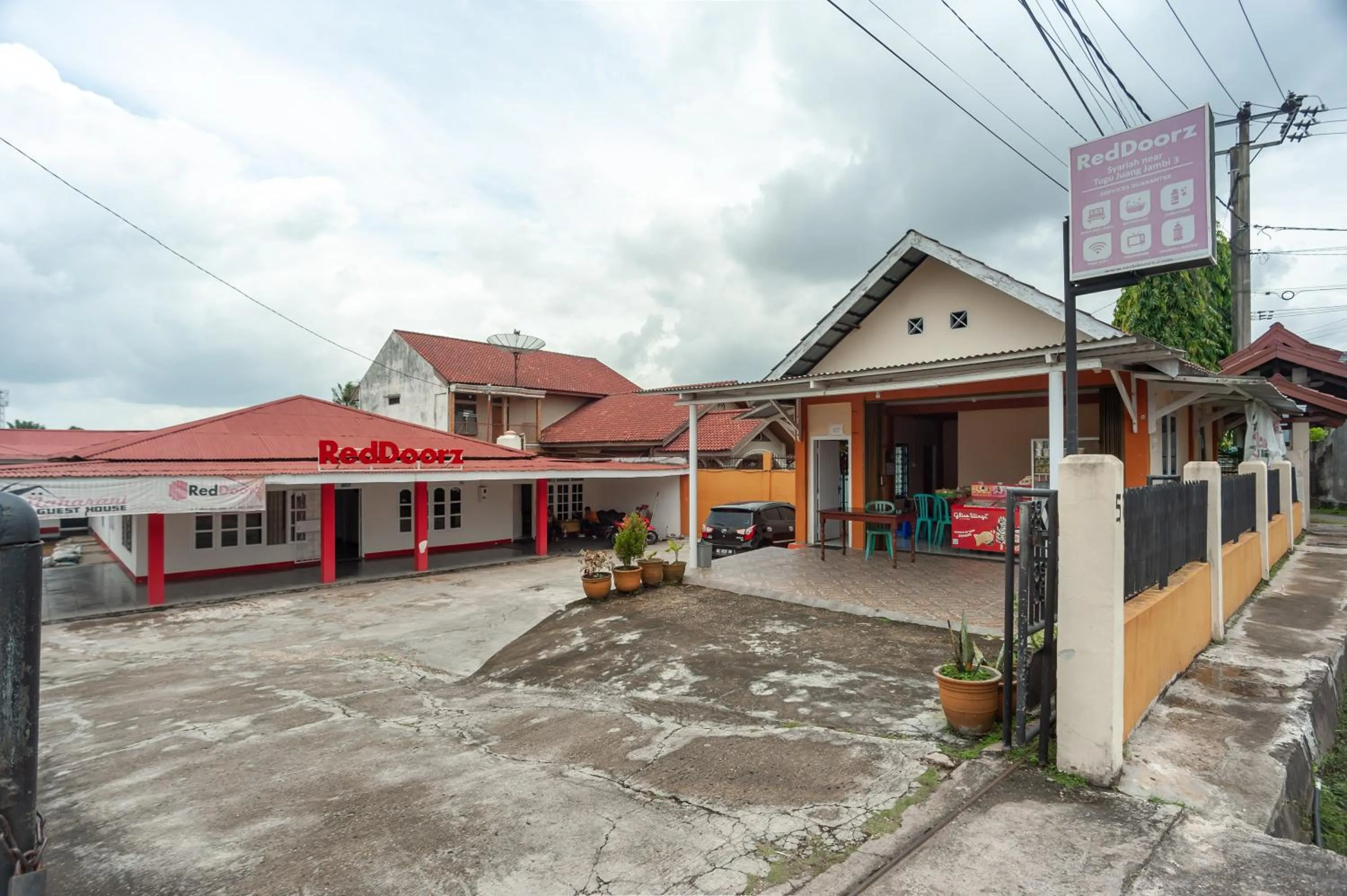 Property building in RedDoorz Syariah near Tugu Juang Jambi 3