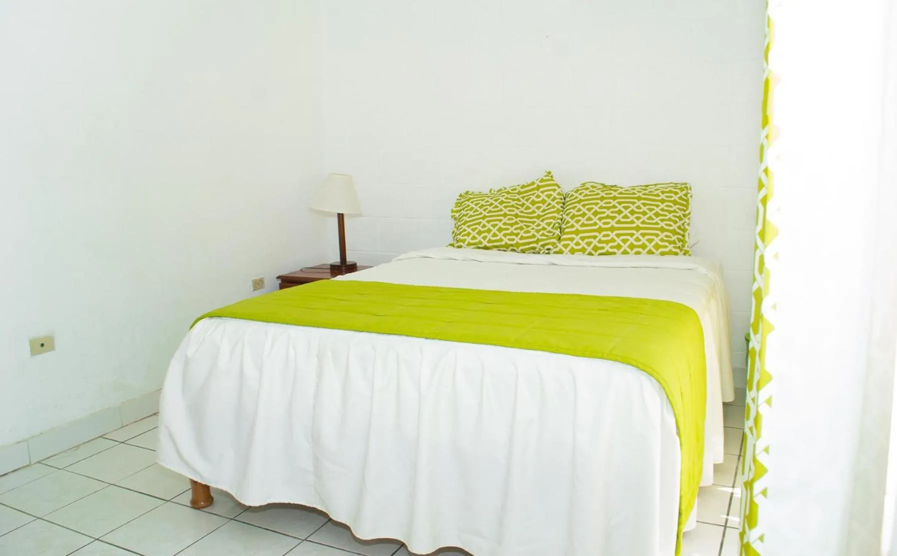 Bed in Fisherman's Point