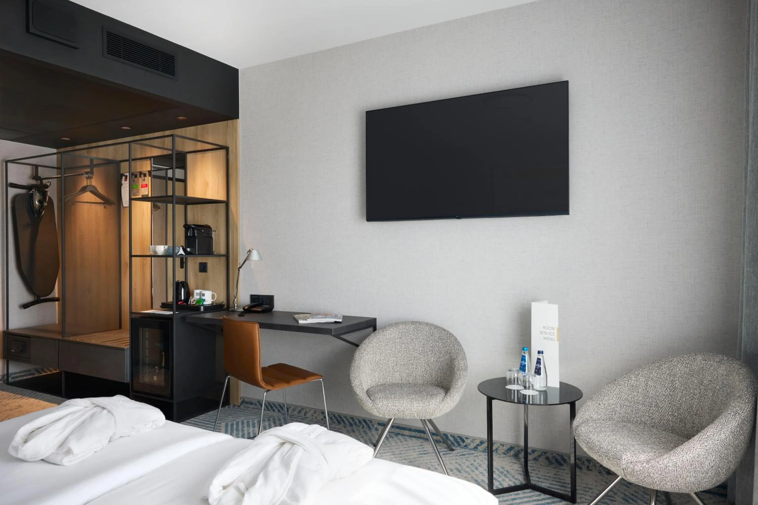 Photo of the whole room, Bed in Q Hotel Plus Wrocław