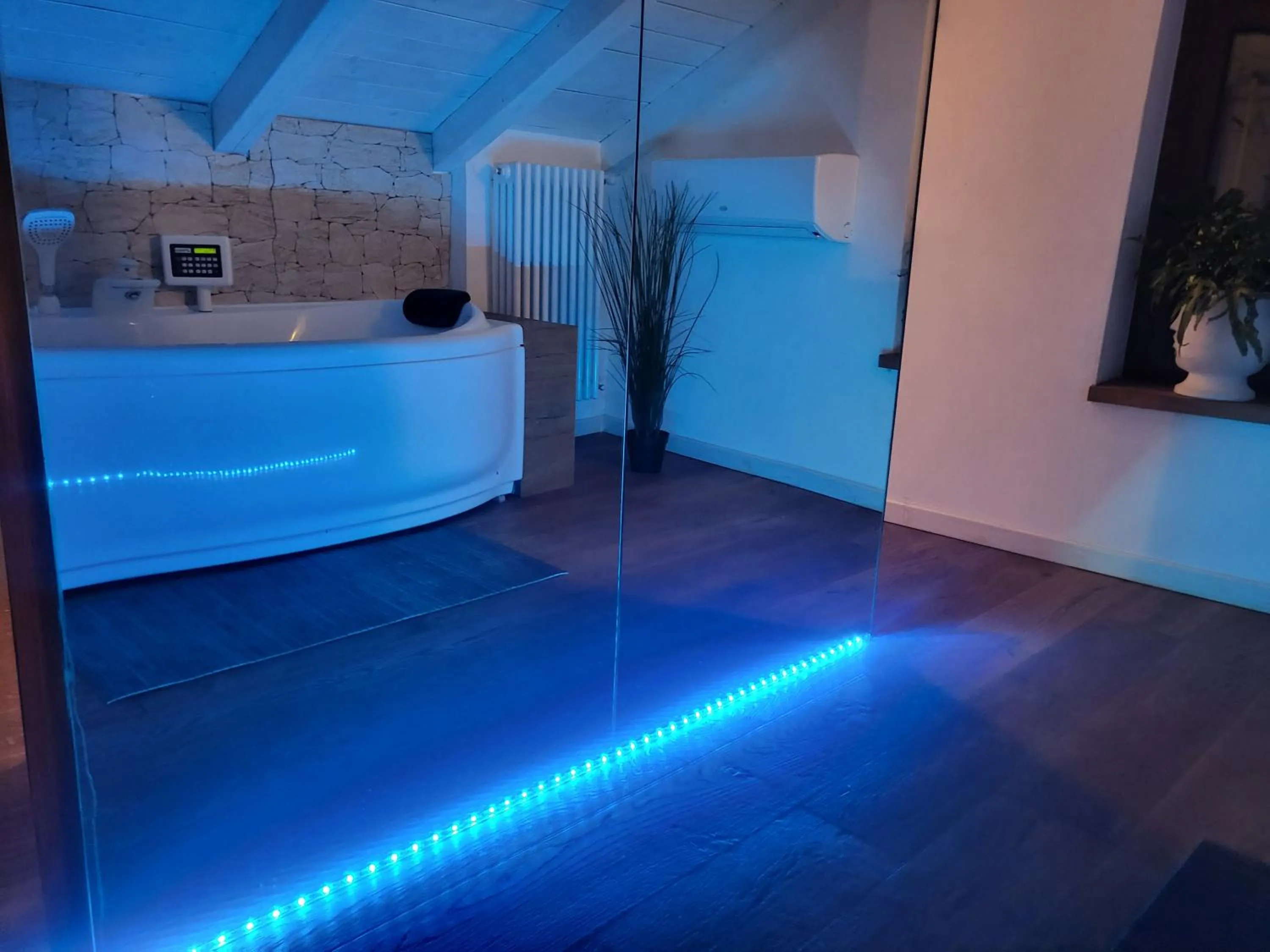 Photo of the whole room, Bed in L'edera