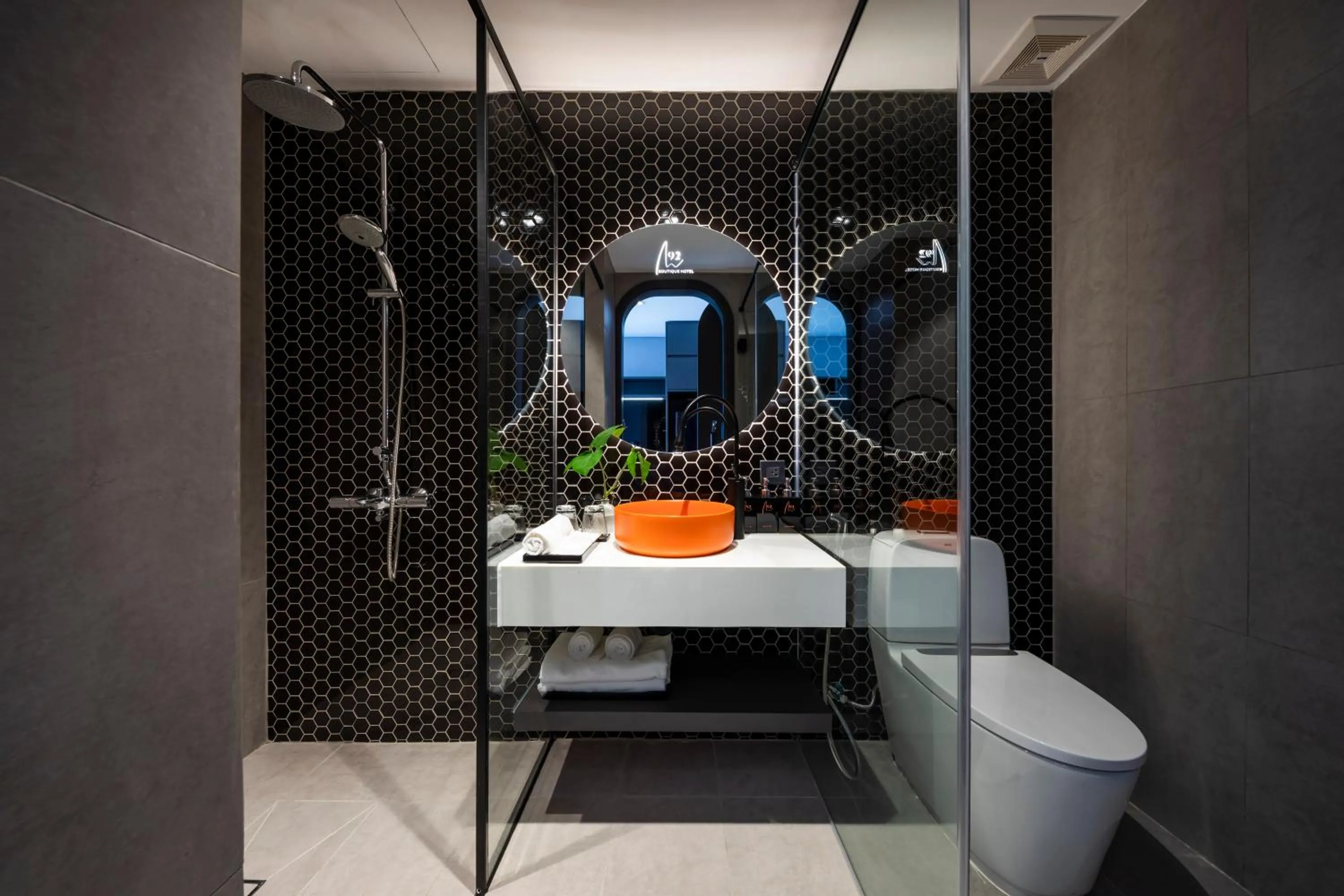 Bathroom in M92 Boutique Da Nang Beach Hotel