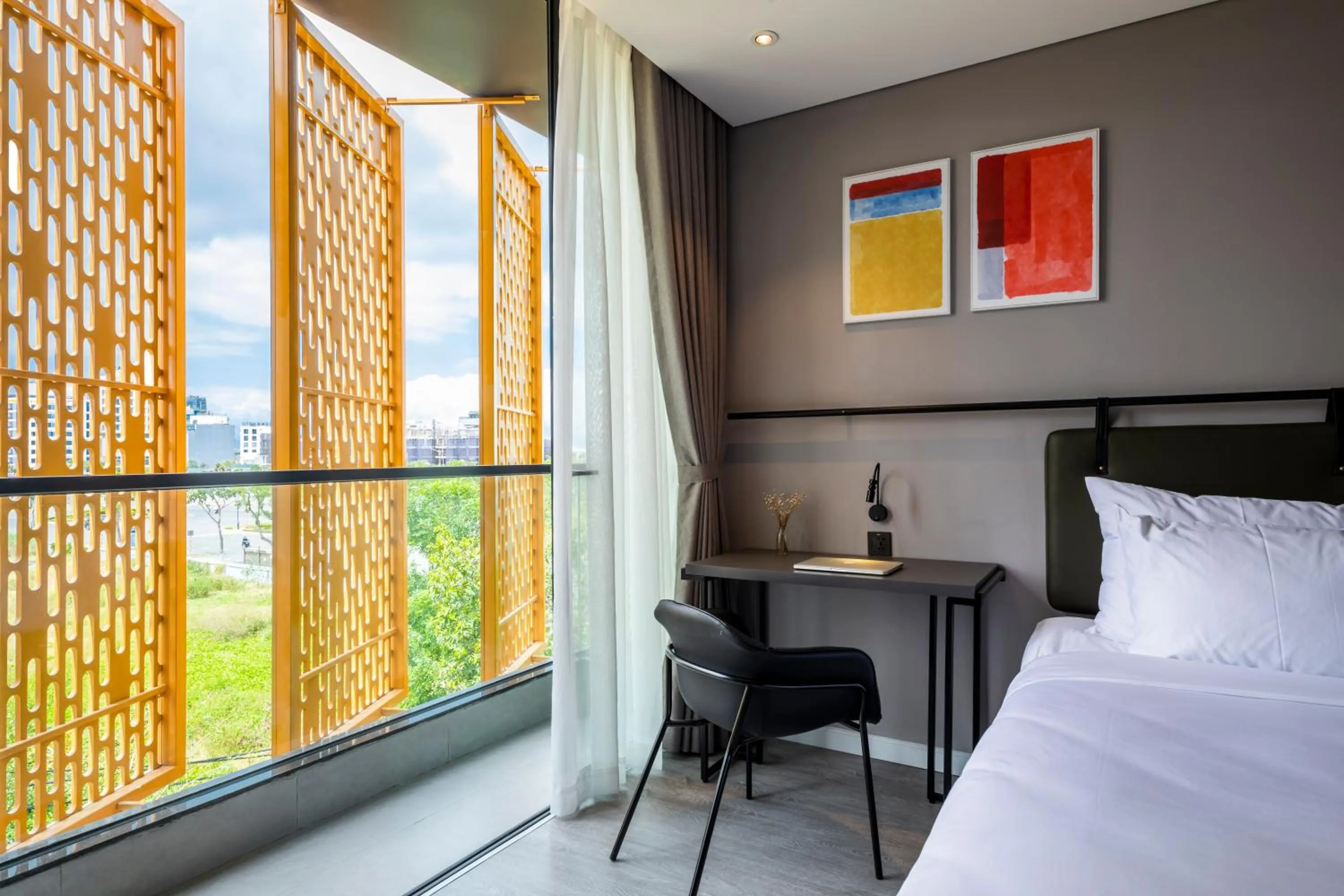 Bed in M92 Boutique Da Nang Beach Hotel