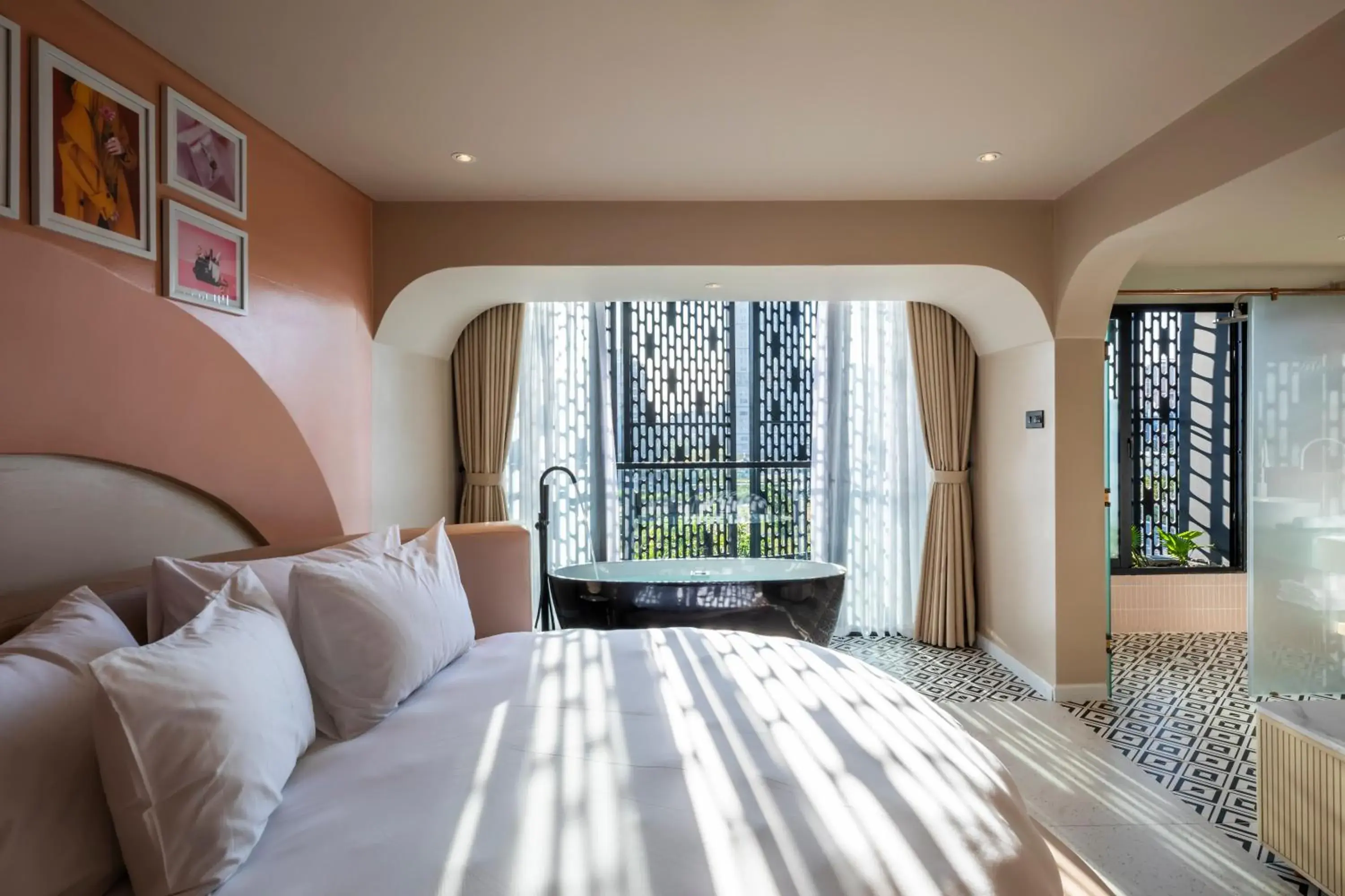 Queen Suite in M92 Boutique Da Nang Beach Hotel Queen Suite in M92 Boutique Da Nang Beach Hotel