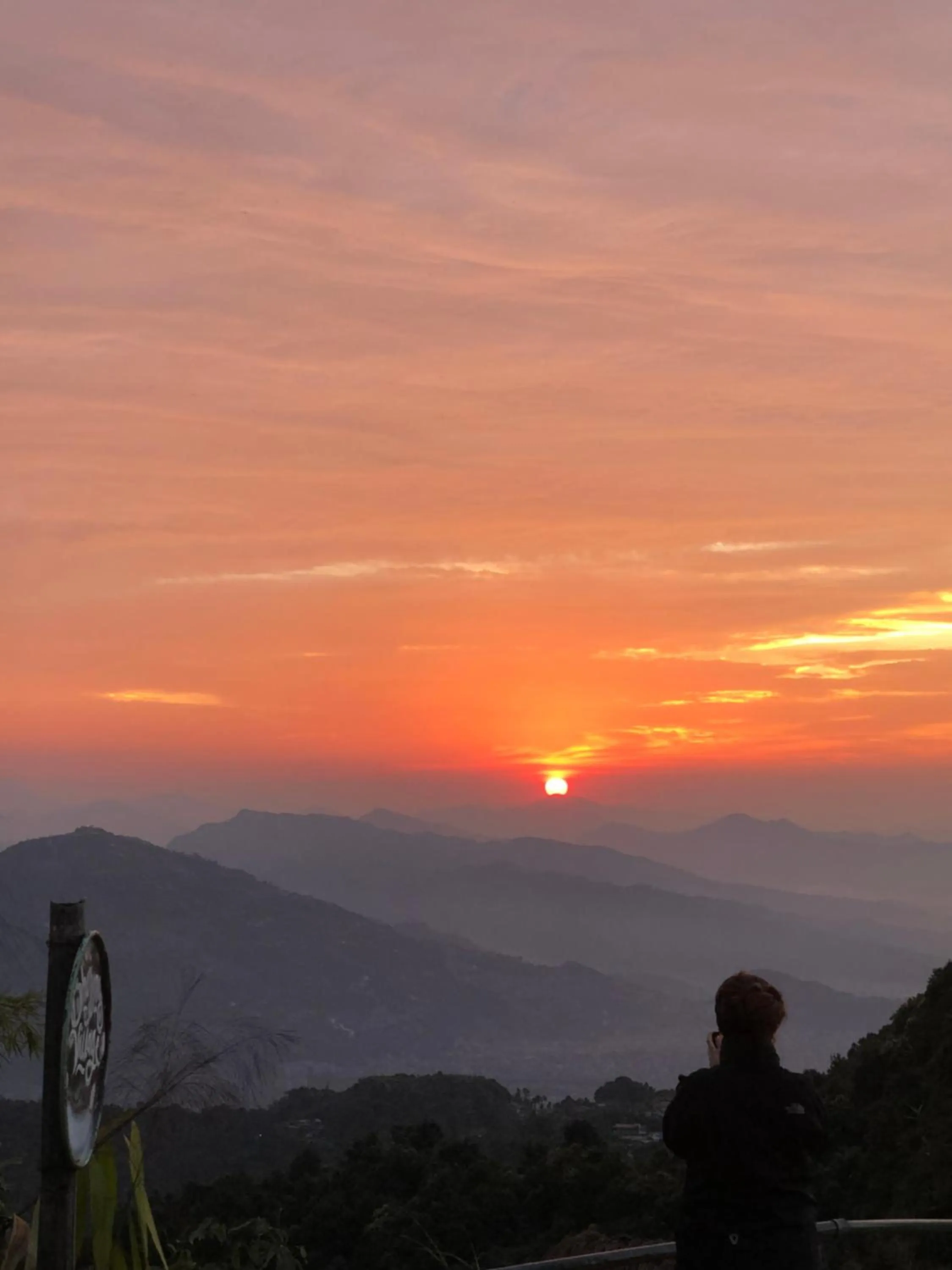 Sunrise in Bhanjyang Village Lodge