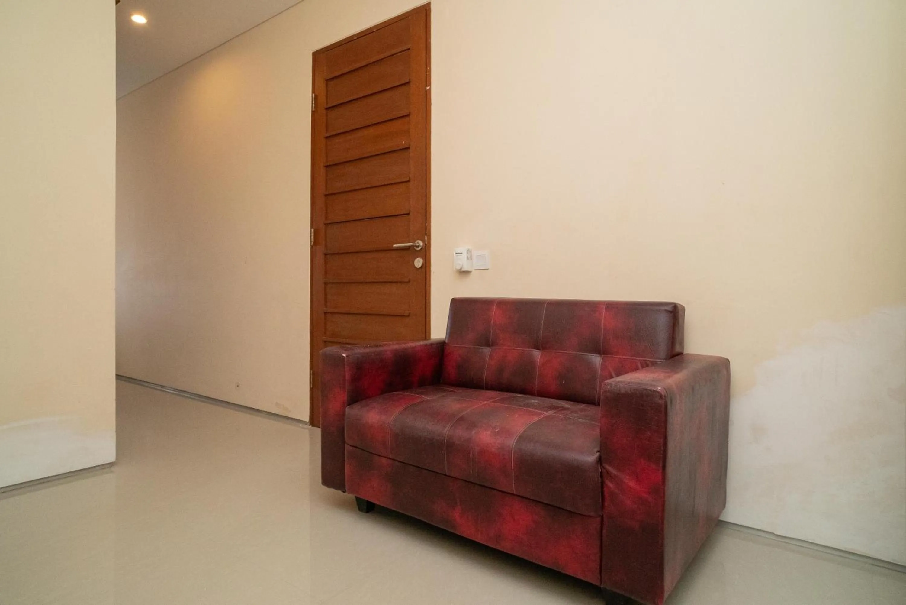 Seating area in RedDoorz near ITDC Nusa Dua