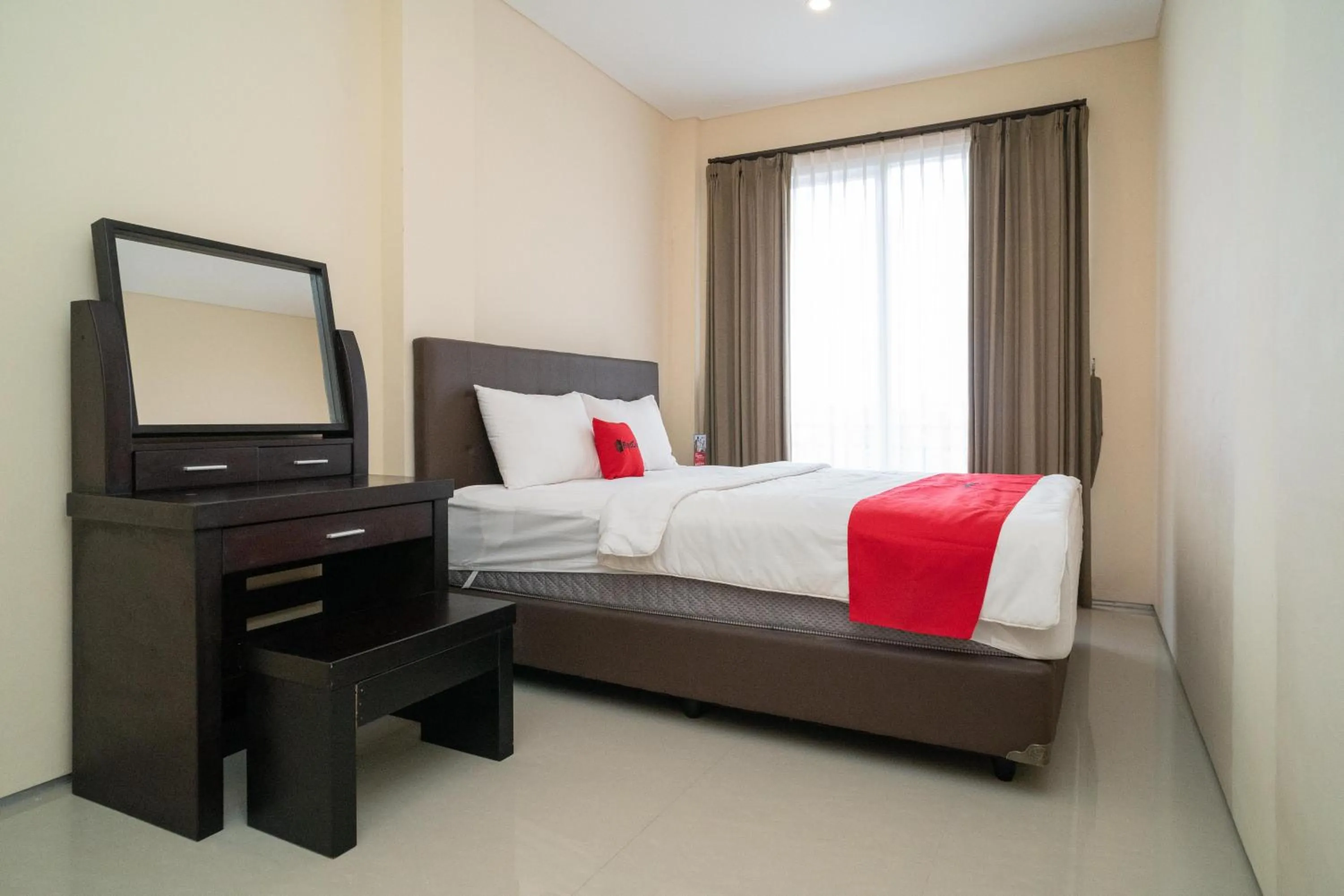 Bed in RedDoorz near ITDC Nusa Dua