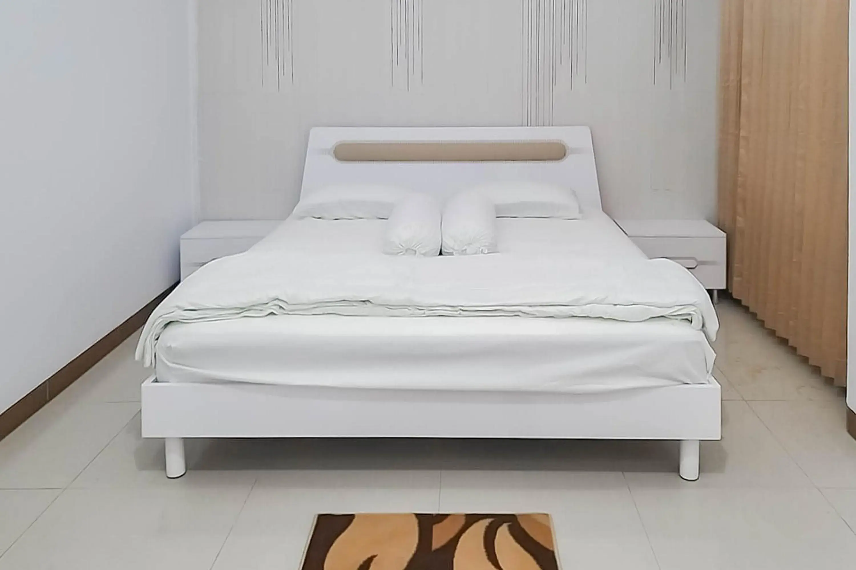 Standard Double Room with Shared Bathroom in Angel Guest House Lembang RedPartner Standard Double Room with Shared Bathroom in Angel Guest House Lembang RedPartner