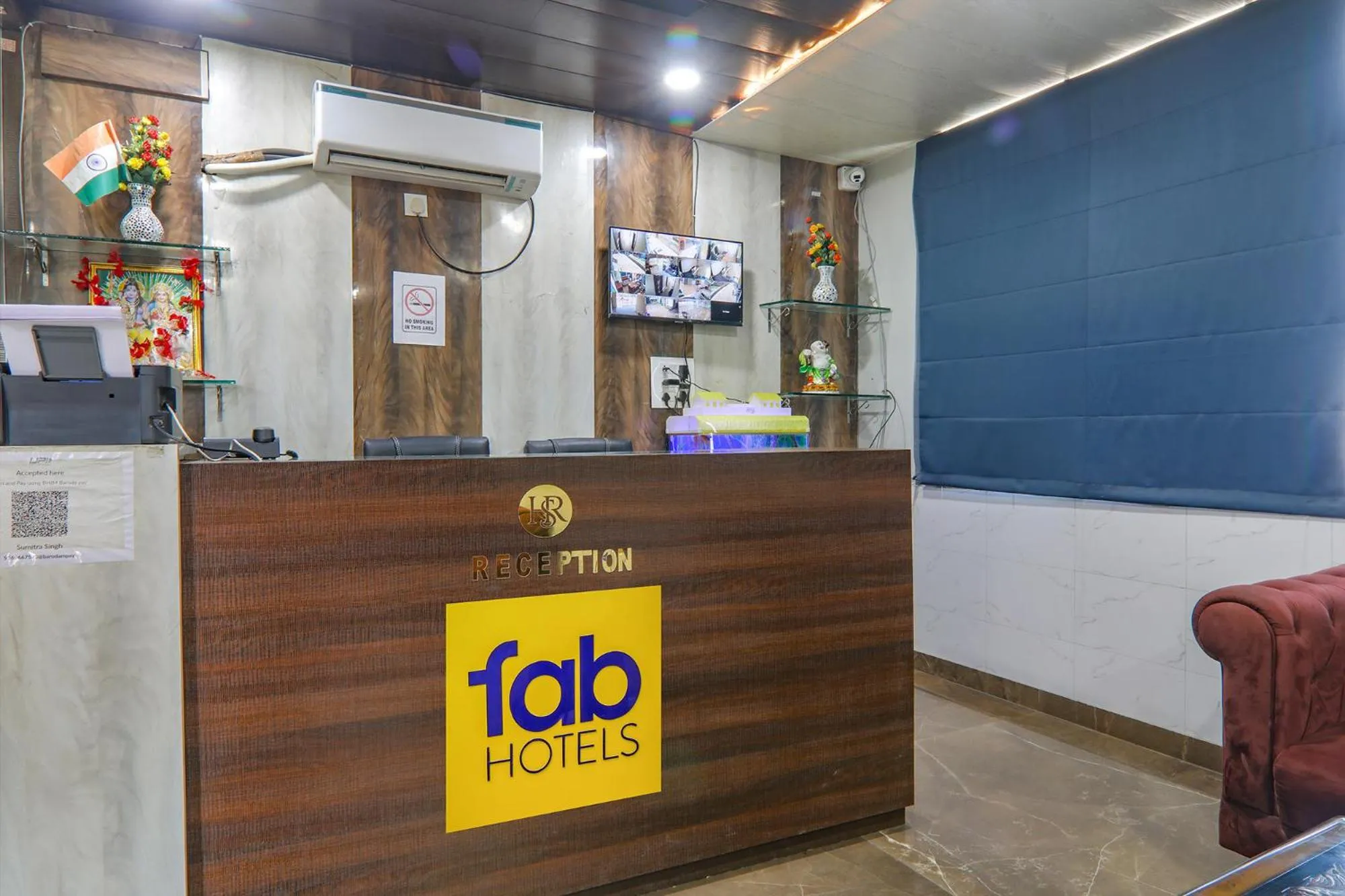 Lobby or reception in FabHotel Saumendra