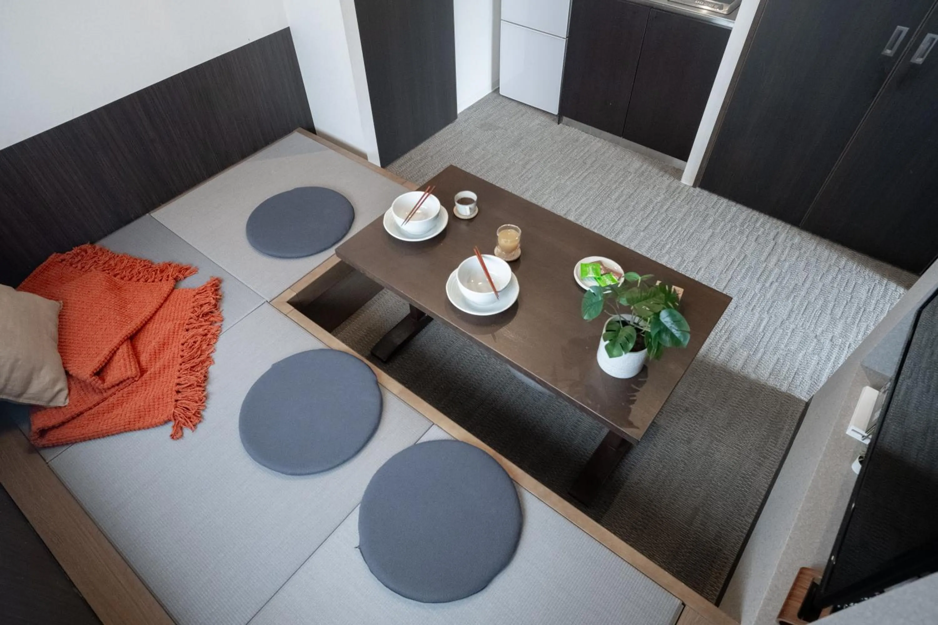 Kitchen or kitchenette, Bed in ORI Rokkaku