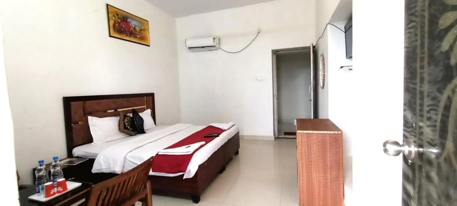 Bed in Zora Park Luxury Rooms