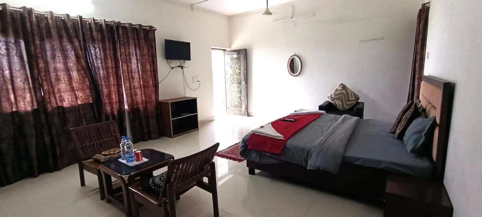 Bed in Zora Park Luxury Rooms