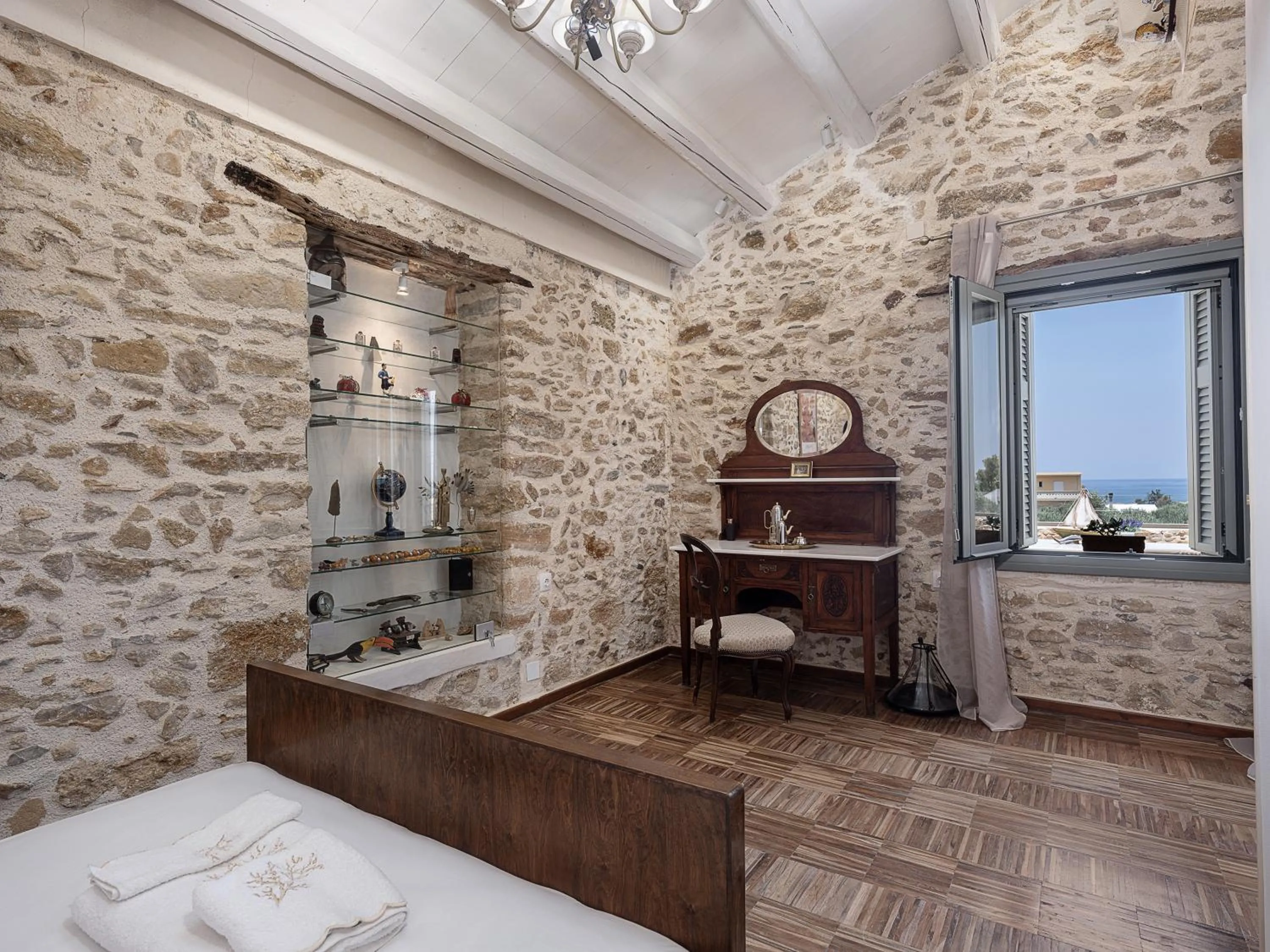 Bed in Ondathaki Pirgos