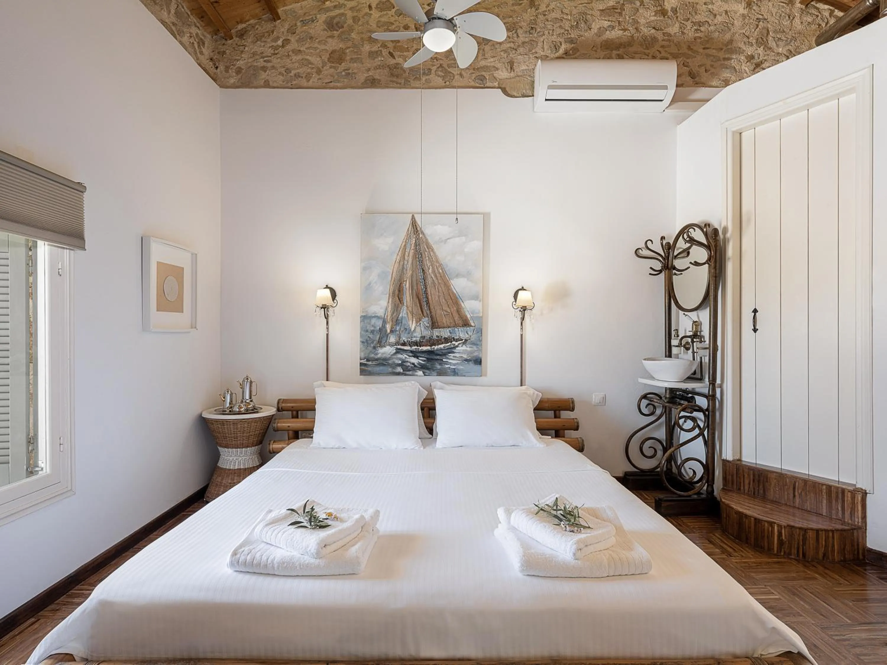 Bed in Ondathaki Pirgos