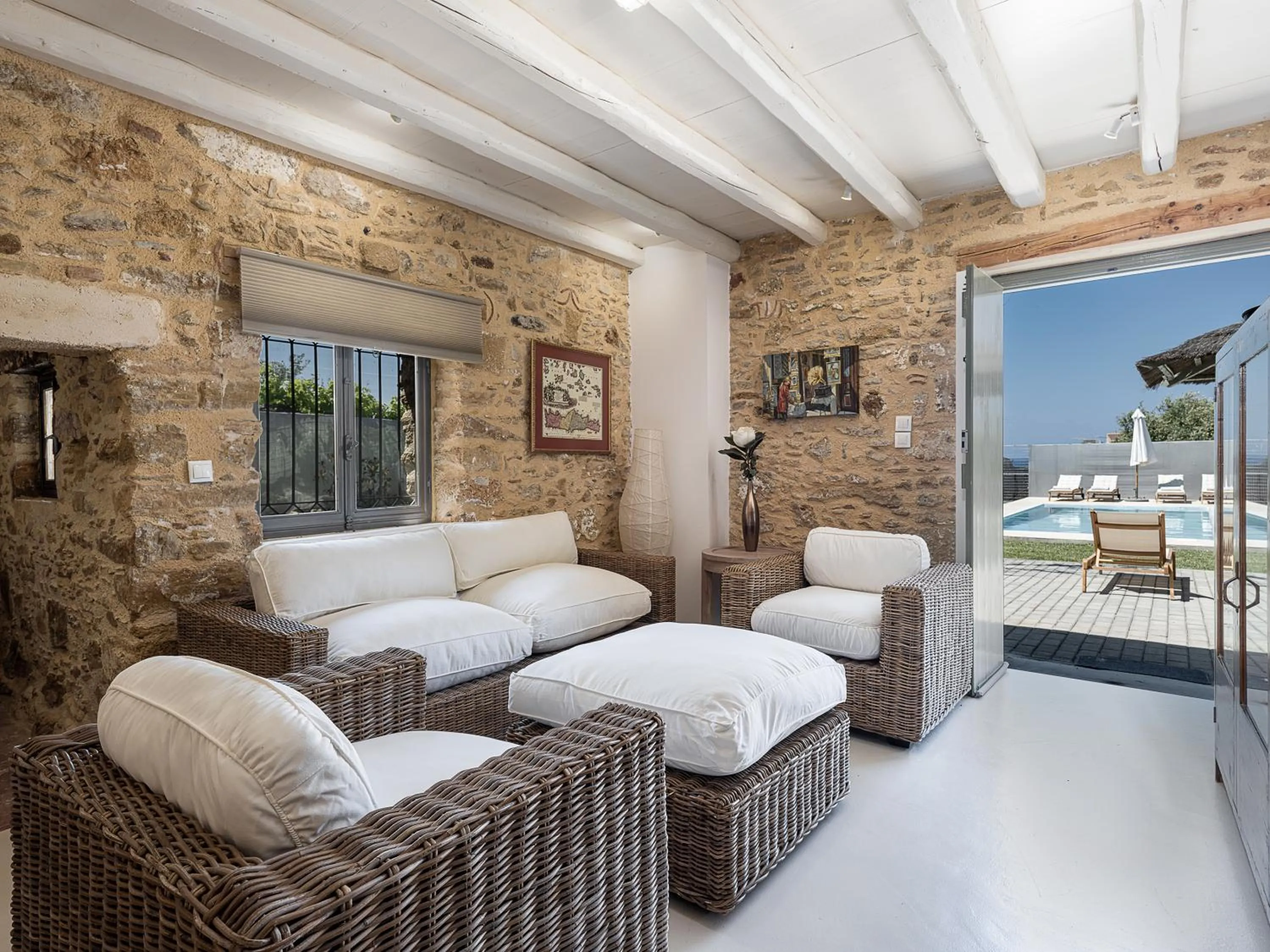 Living room, Bed in Ondathaki Pirgos