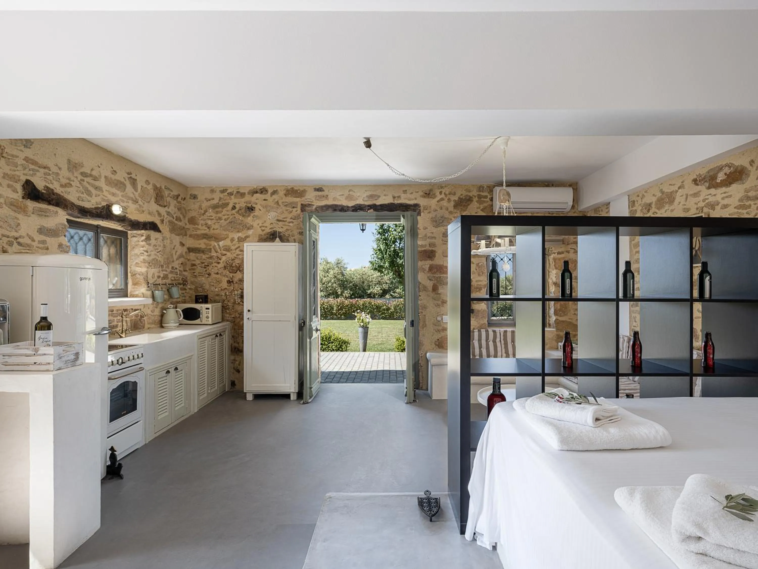 Kitchen or kitchenette in Ondathaki Pirgos