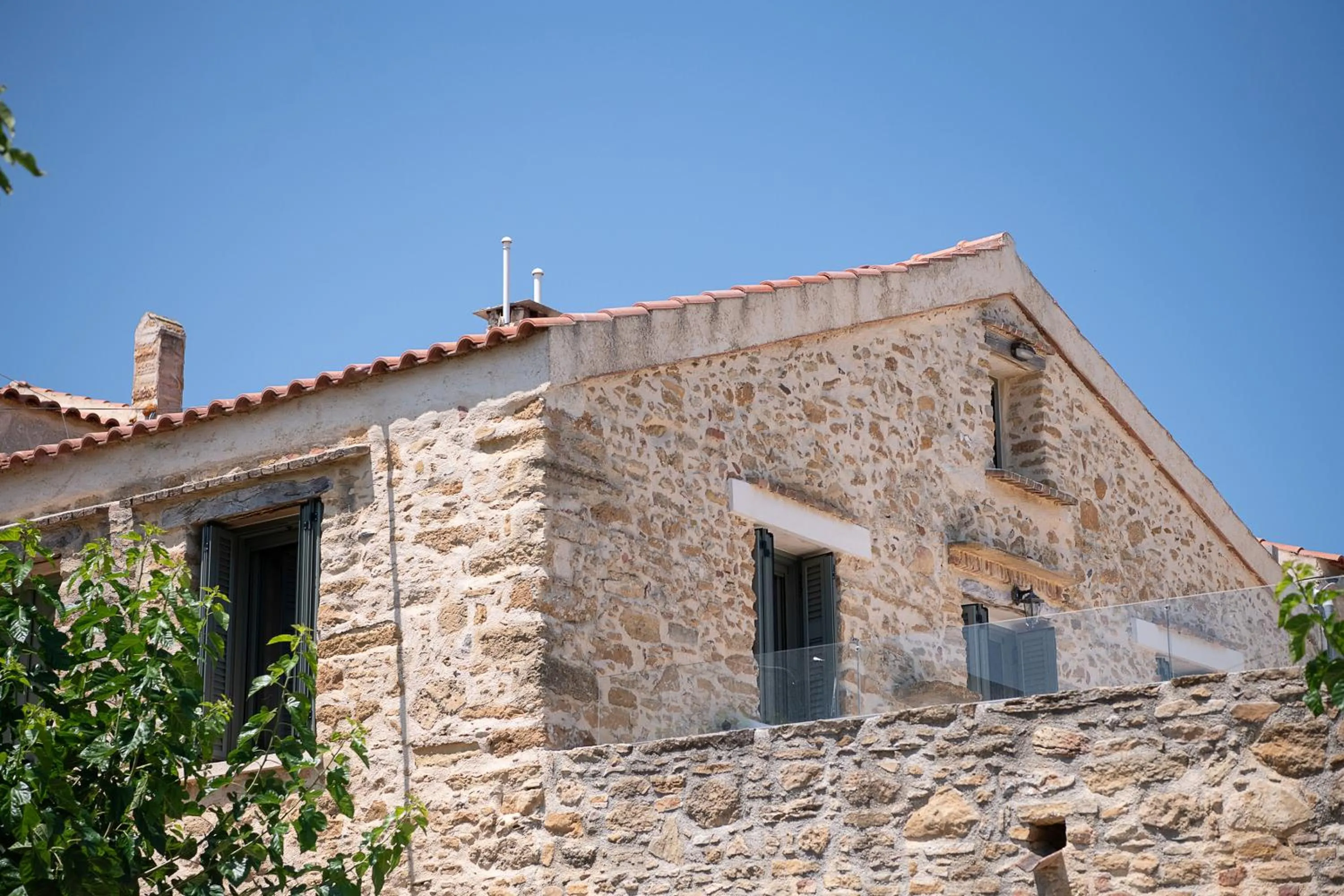 Property building in Ondathaki Pirgos