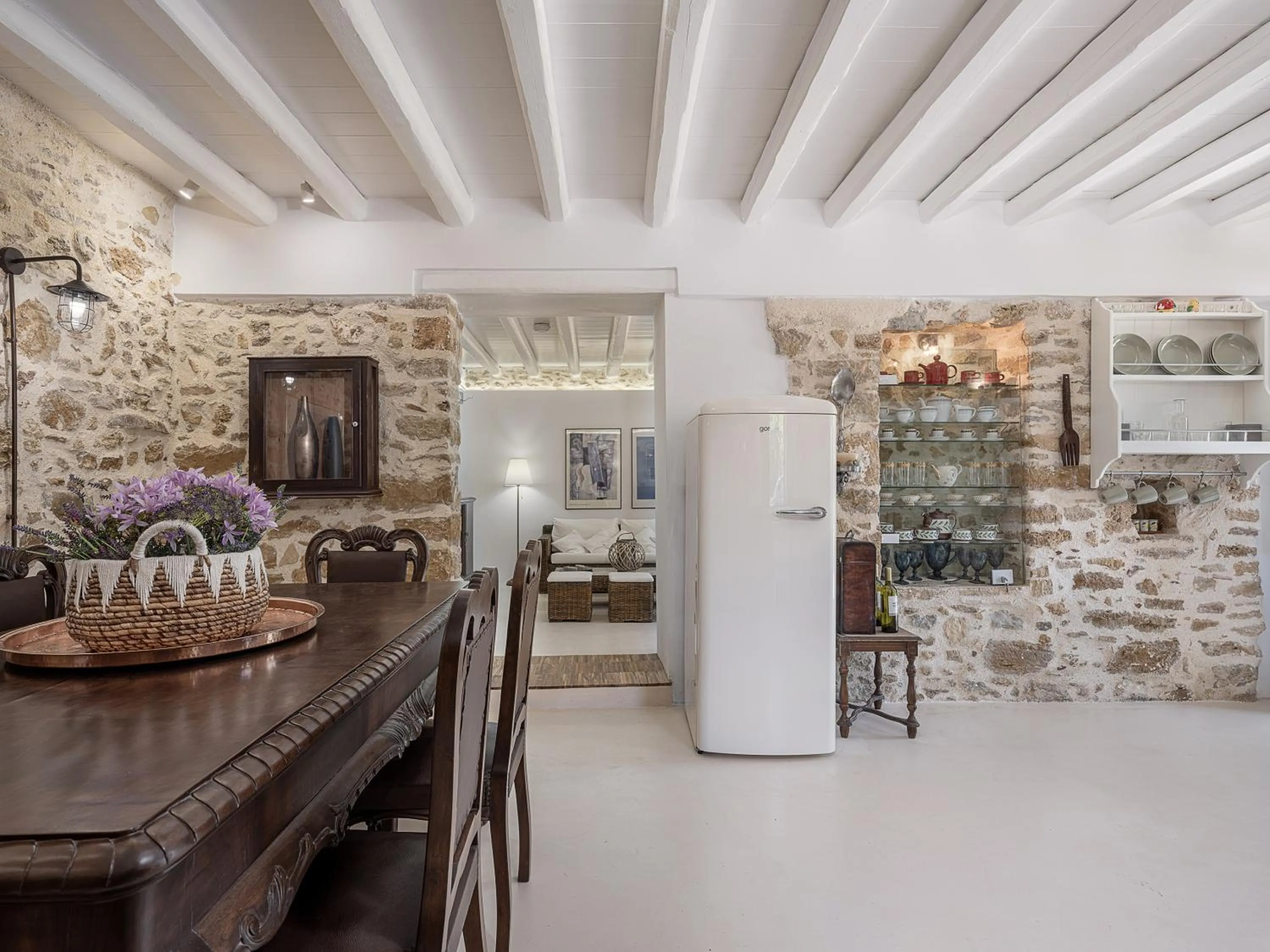 Kitchen or kitchenette in Ondathaki Pirgos