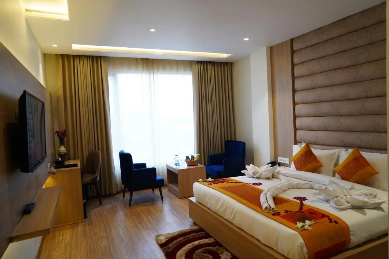 View (from property/room), Bed in Hotel RRV with Free Parking