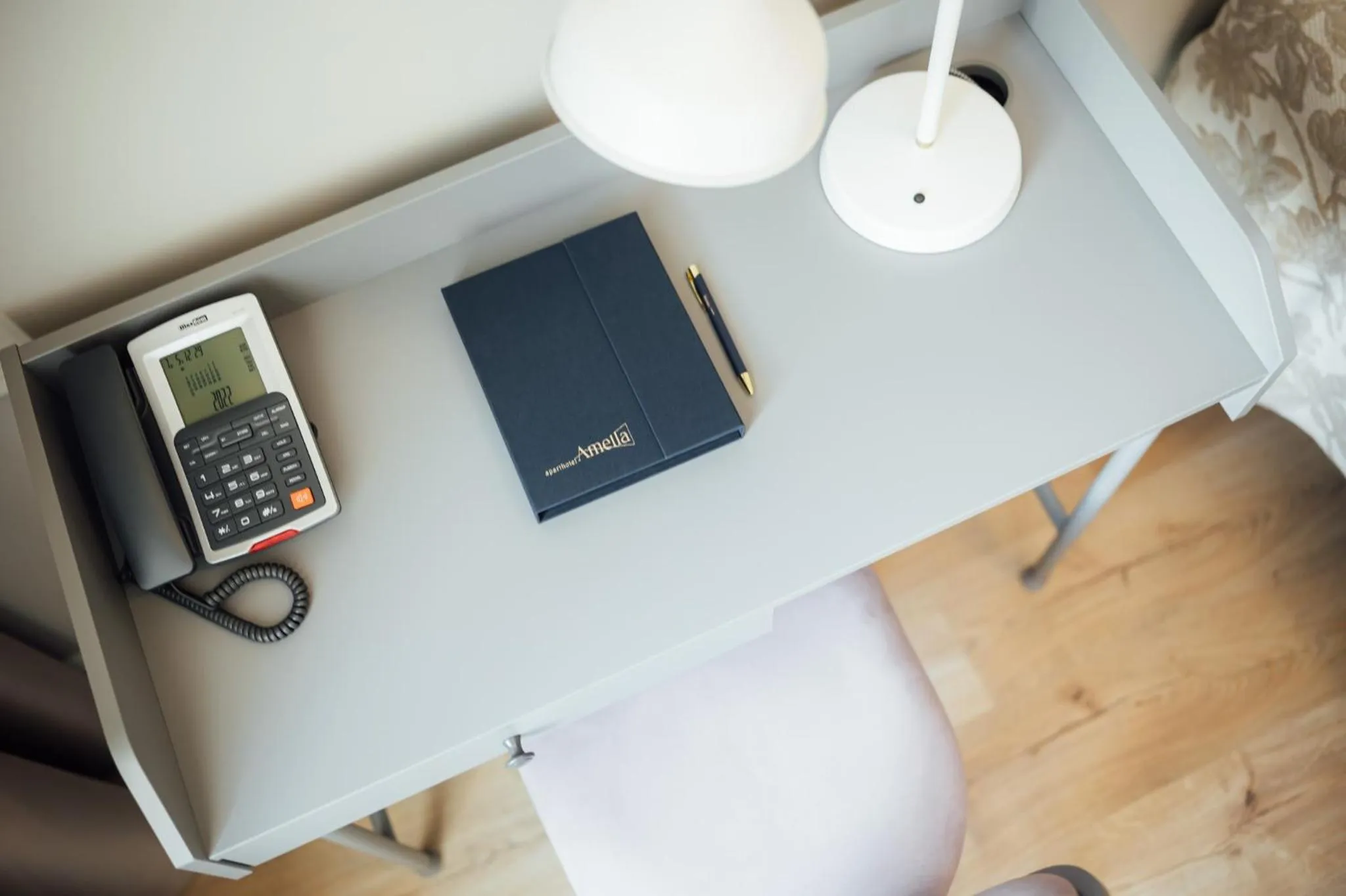 Photo of the whole room in Aparthotel Amella