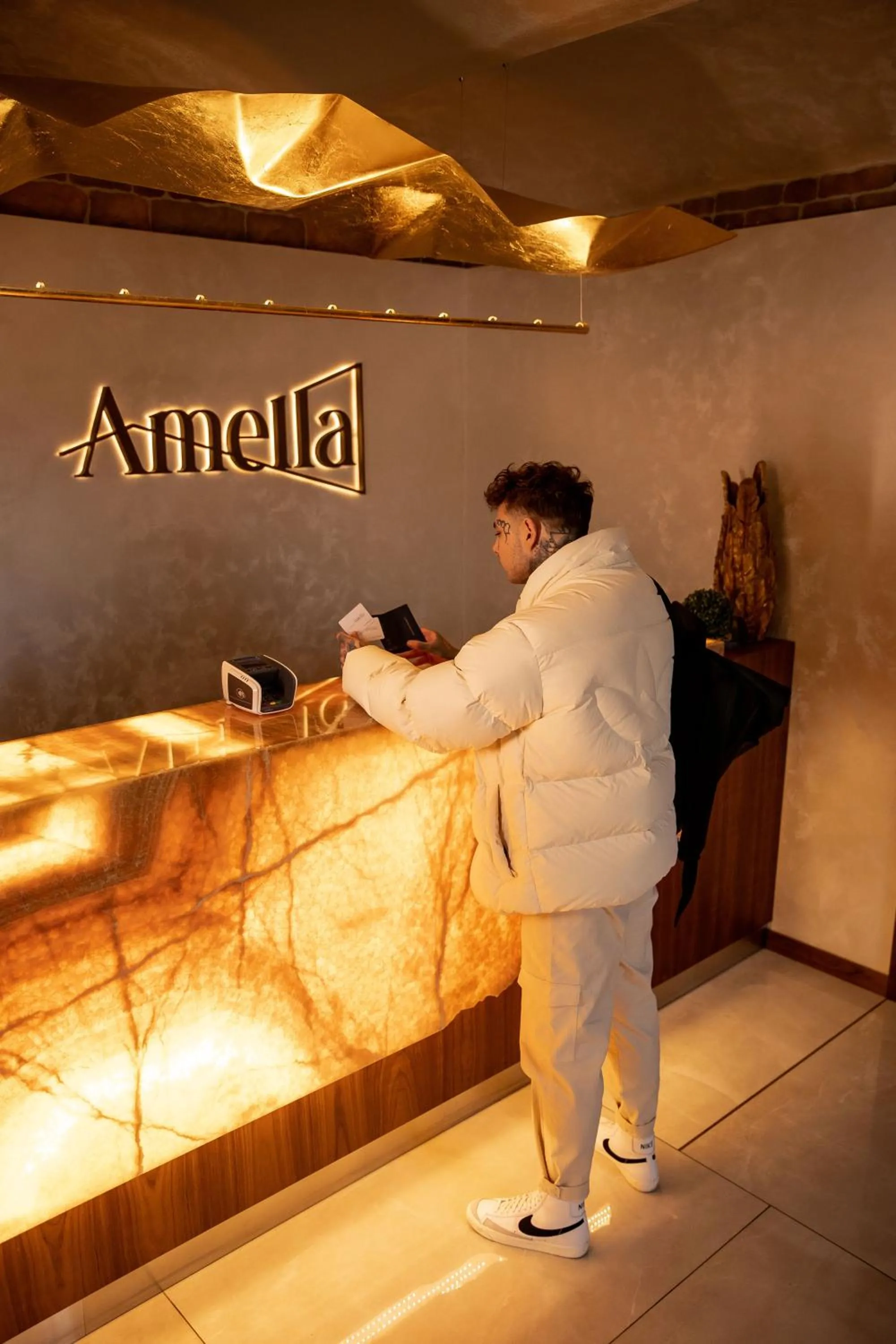 Lobby or reception in Aparthotel Amella