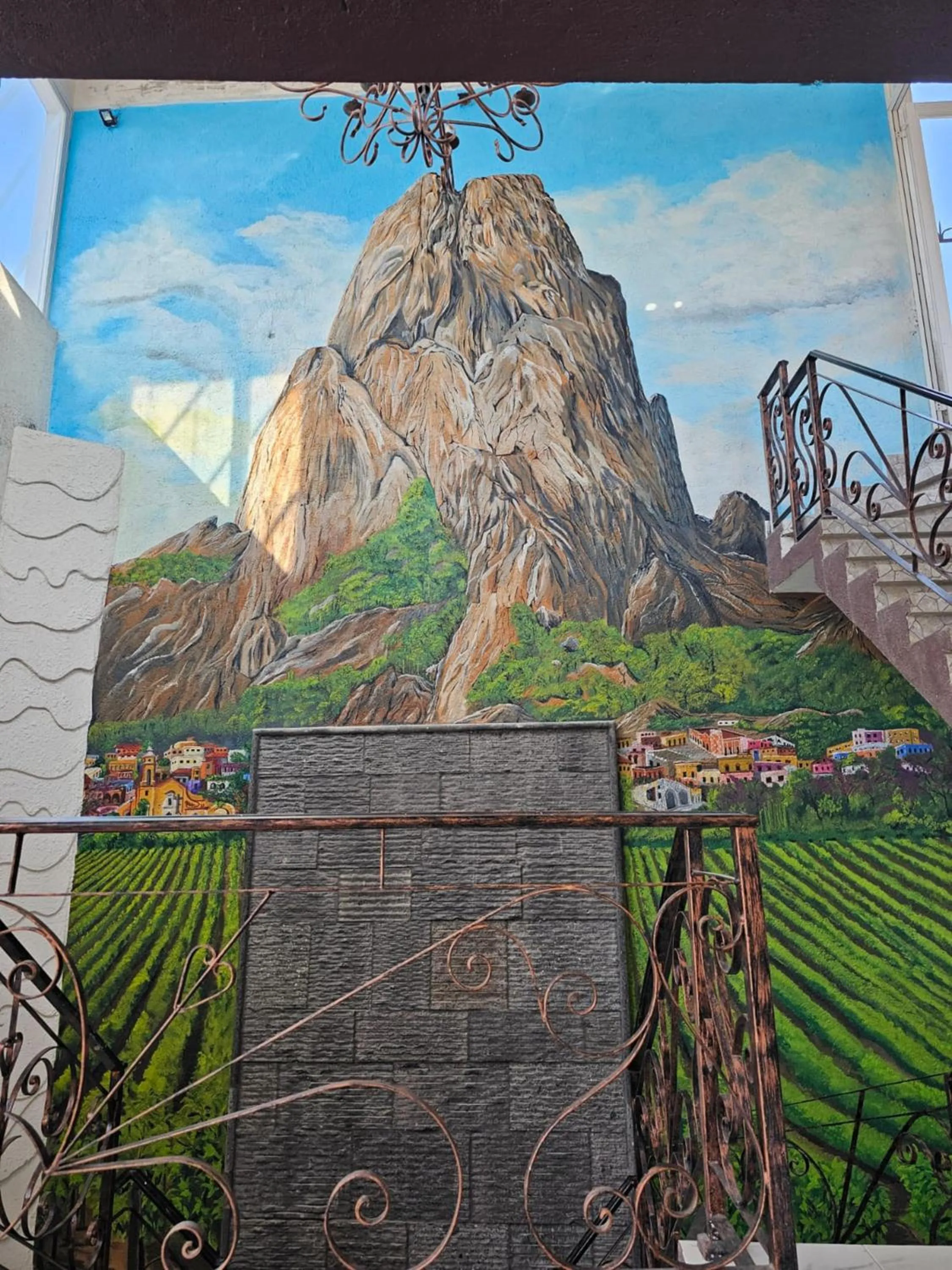 Day in Hotel Peña Florencia