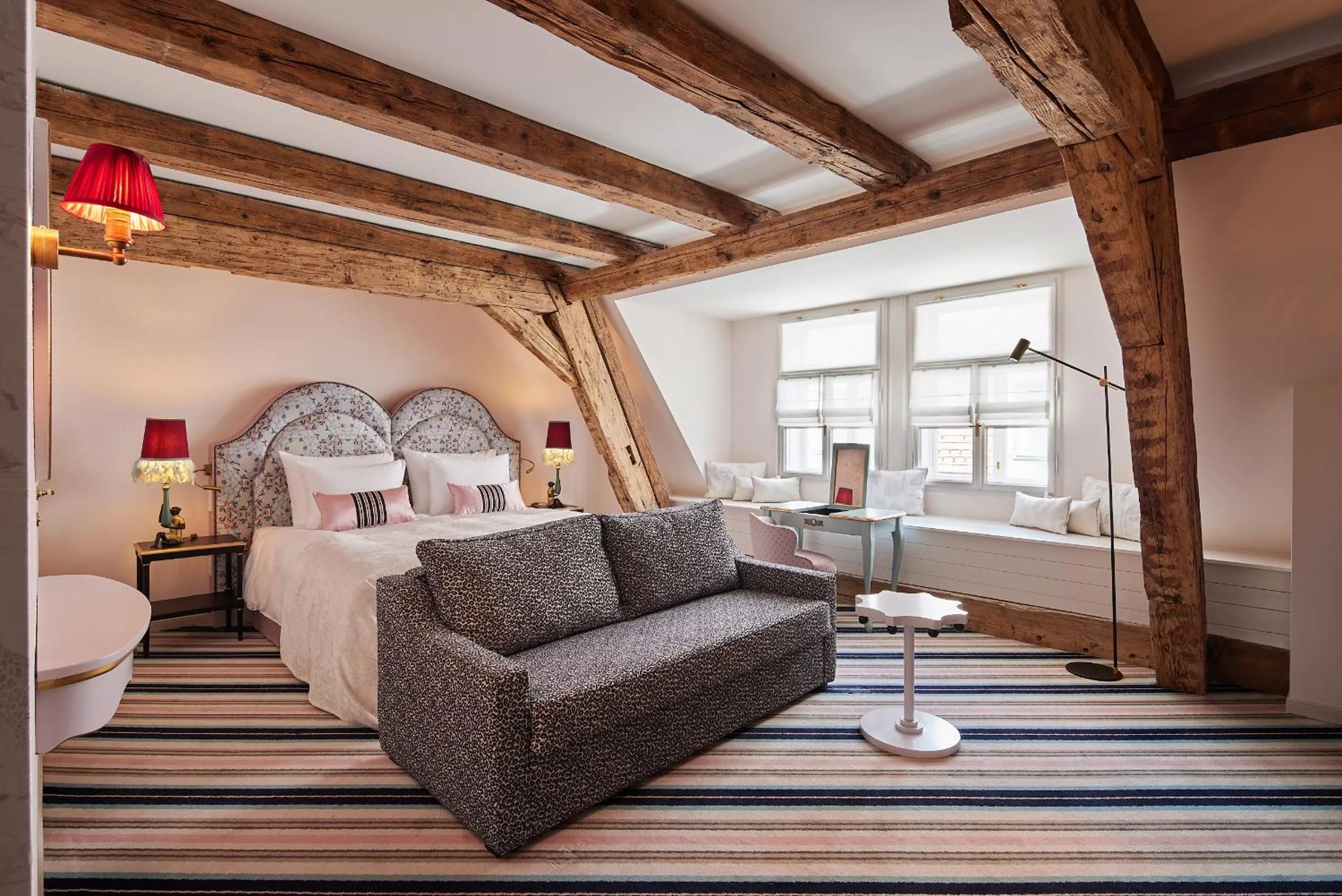 Bedroom, Bed in The Leo Grand