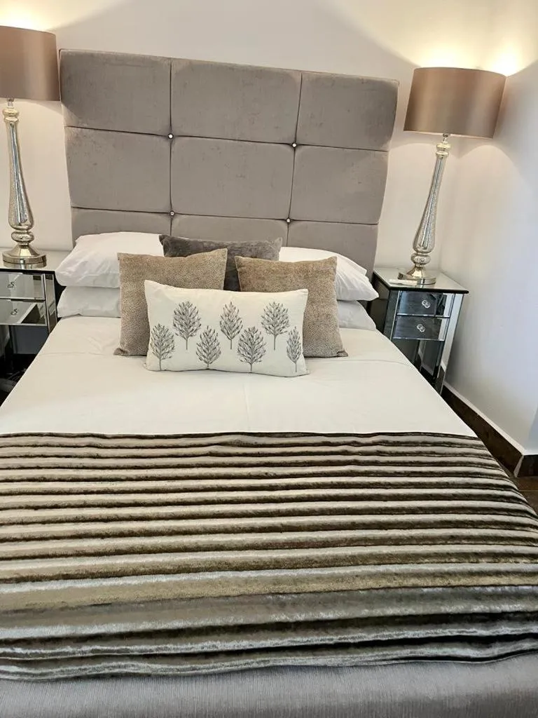 Bedroom, Bed in Casa Dolly Boutique B&B