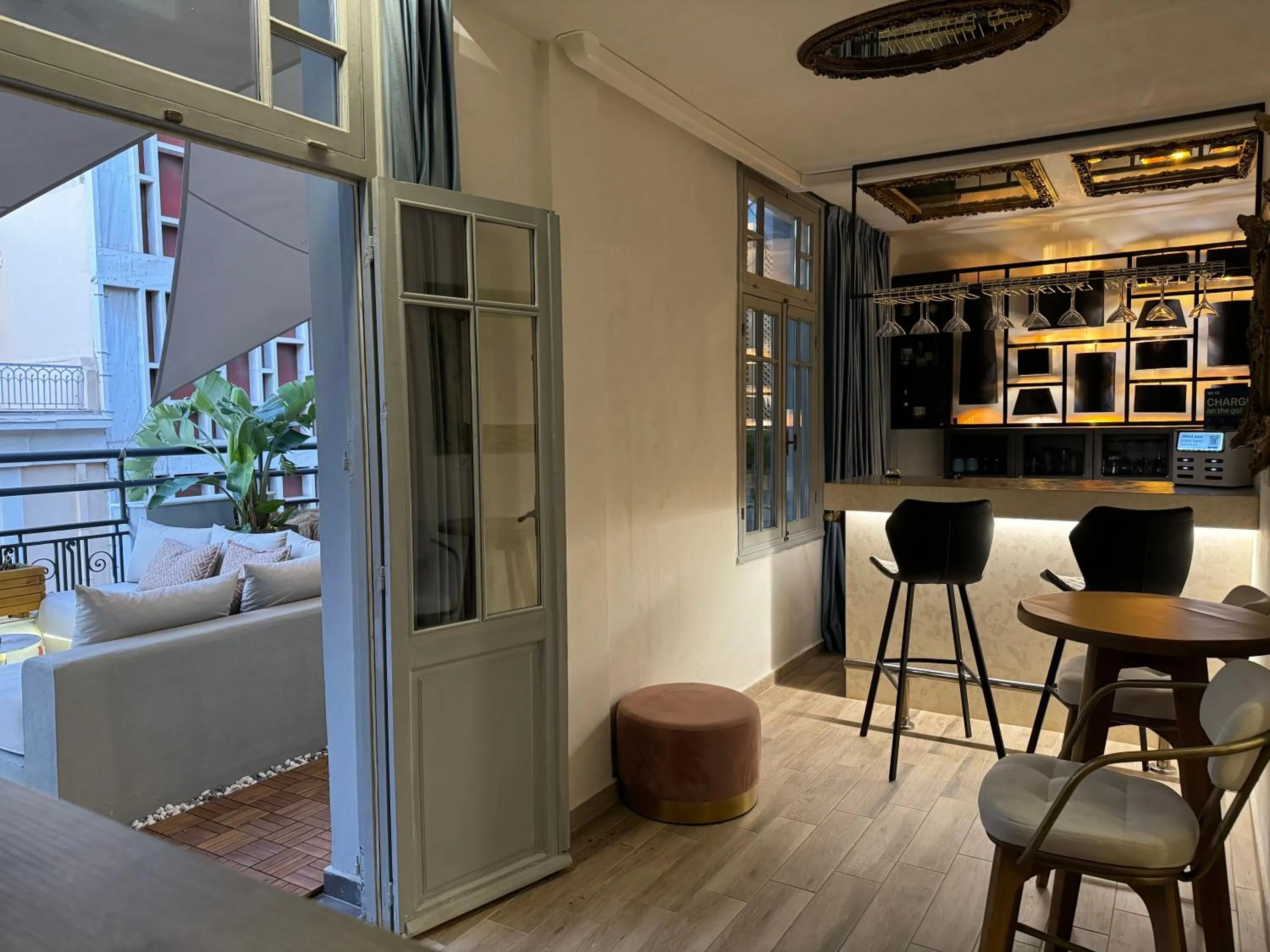 Balcony/Terrace in Athens The L7 Str - Luxury Boutique Collection Hotel