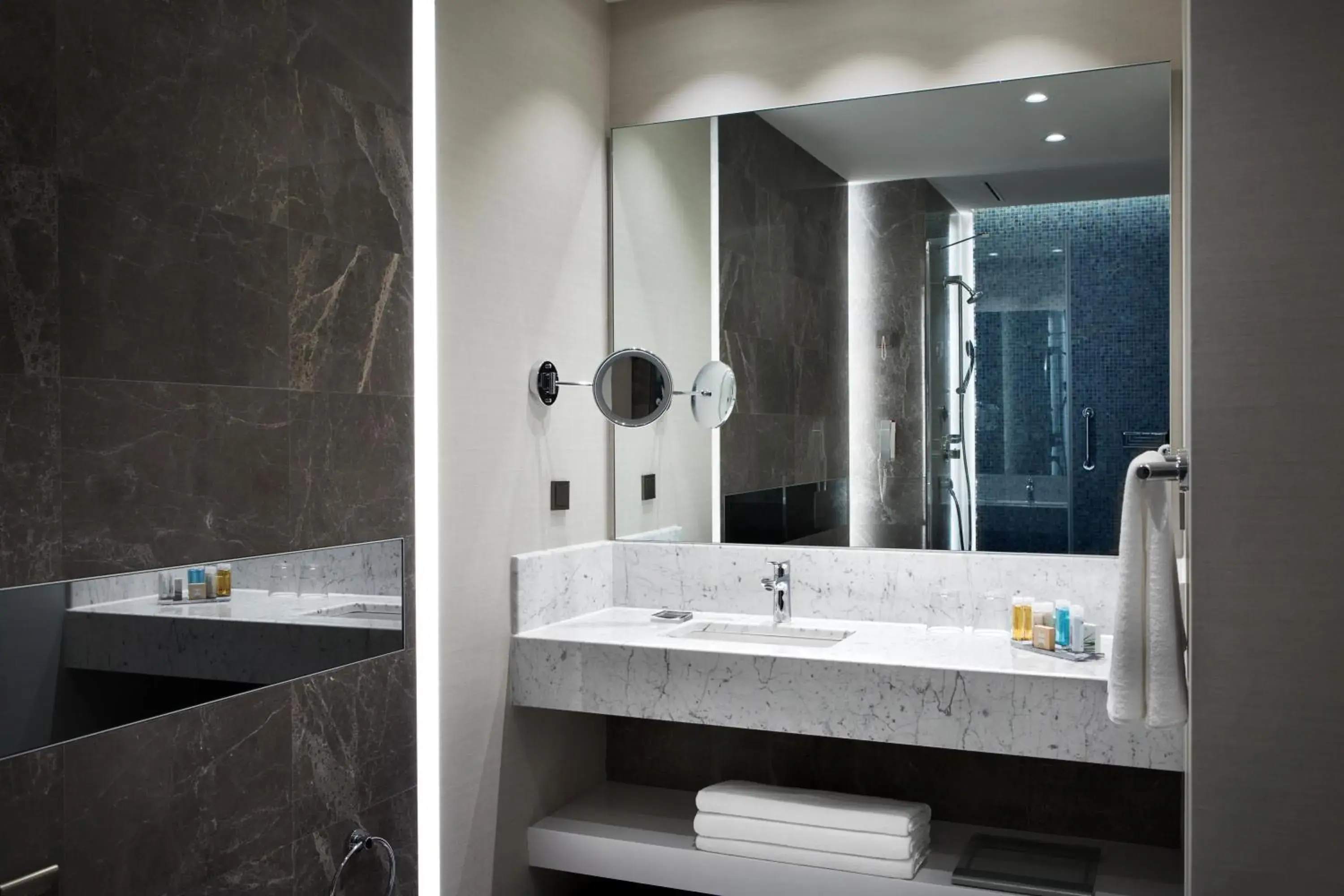 Family Room with City View and Lounge Access in Istanbul Marriott Hotel Sisli Family Room with City View and Lounge Access in Istanbul Marriott Hotel Sisli