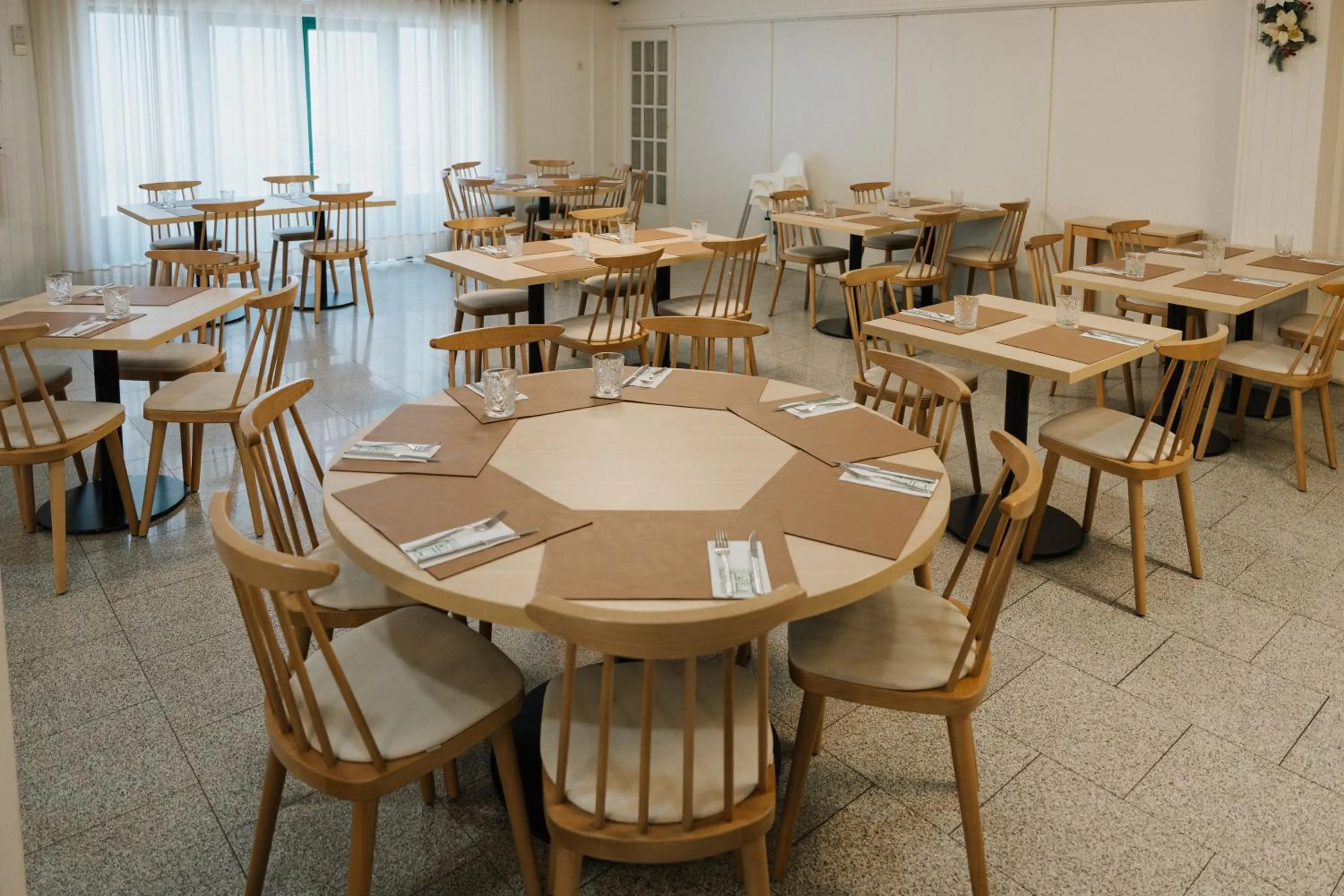 Restaurant/places to eat in Hotel O Encontro