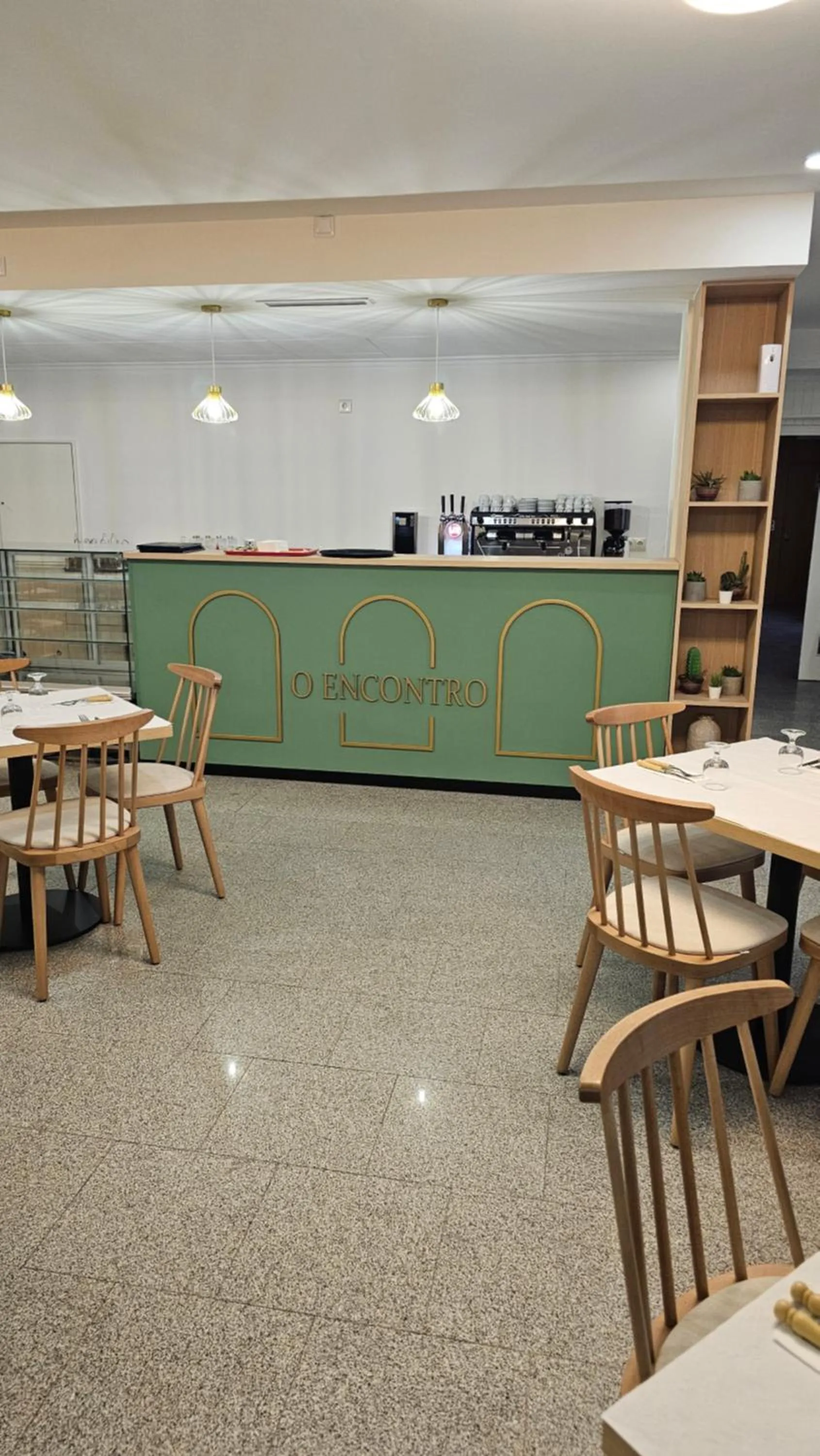 Restaurant/places to eat in Hotel O Encontro