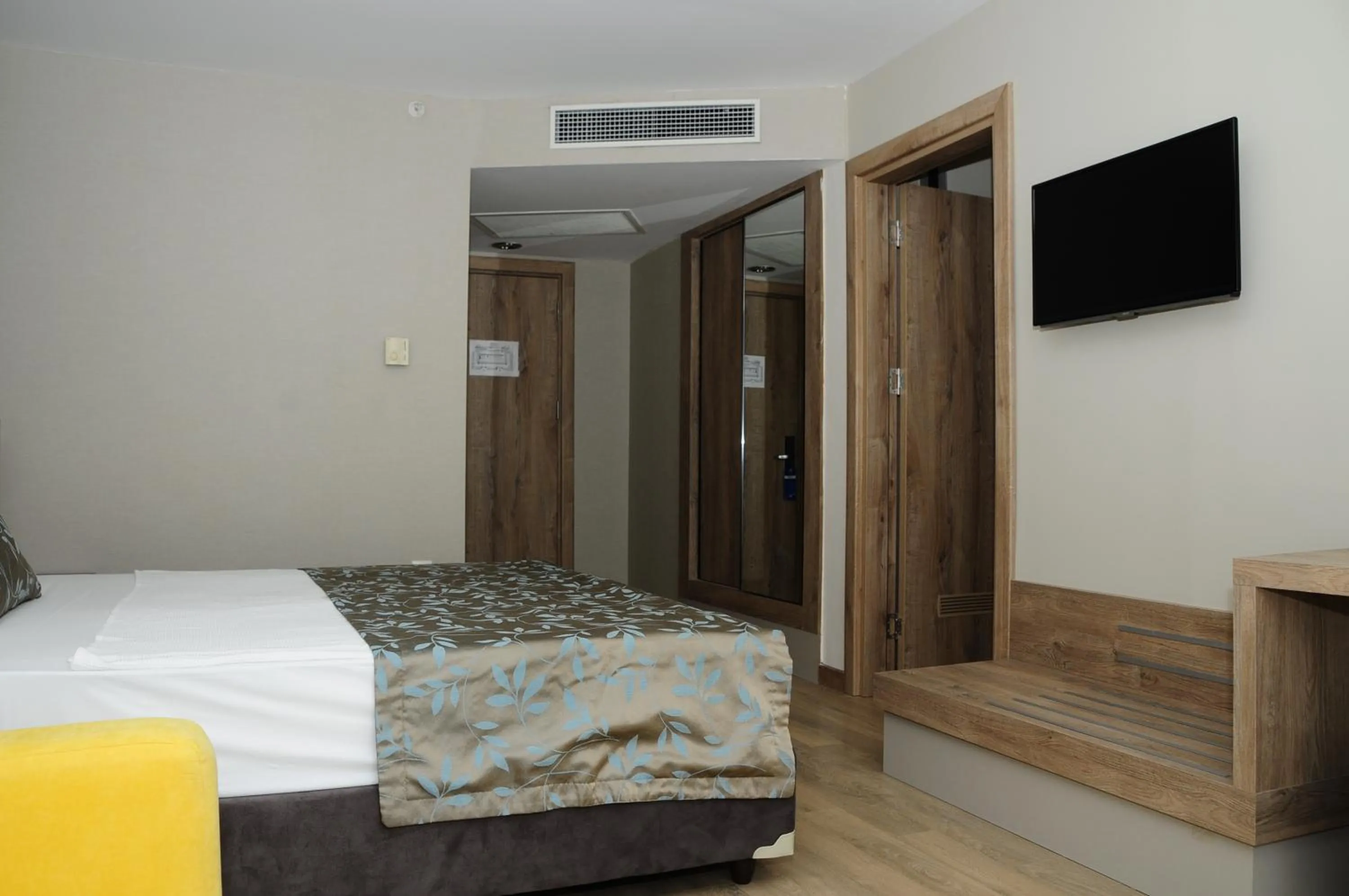 Photo of the whole room, Bed in Lucida Beach Hotel - Ultra All Inclusive