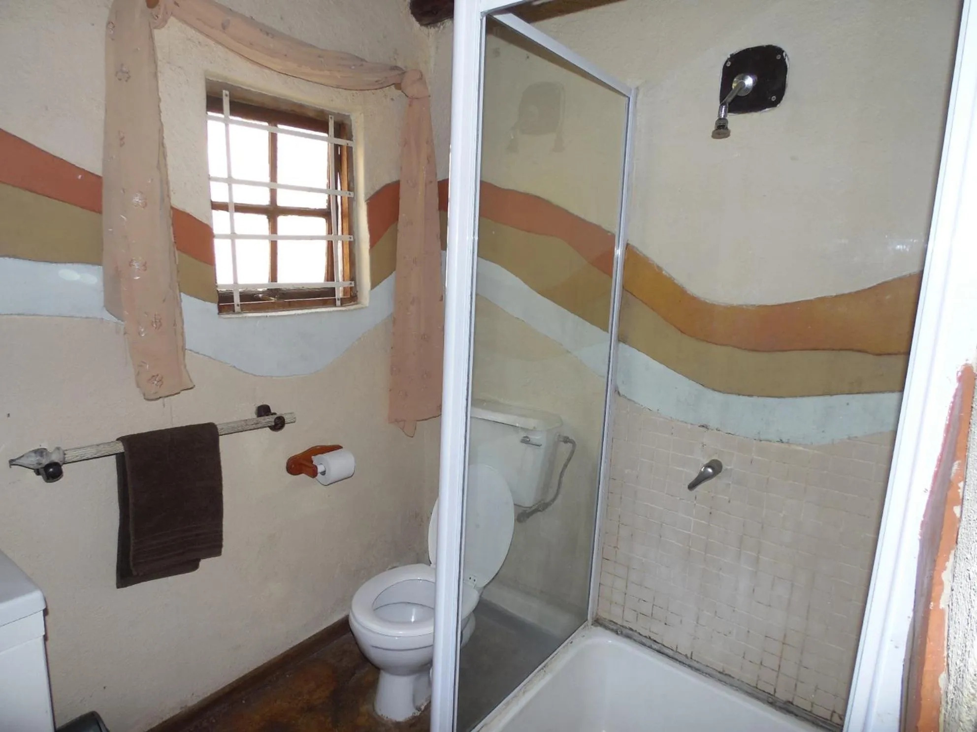 Shower in Hazyview Country Cottages