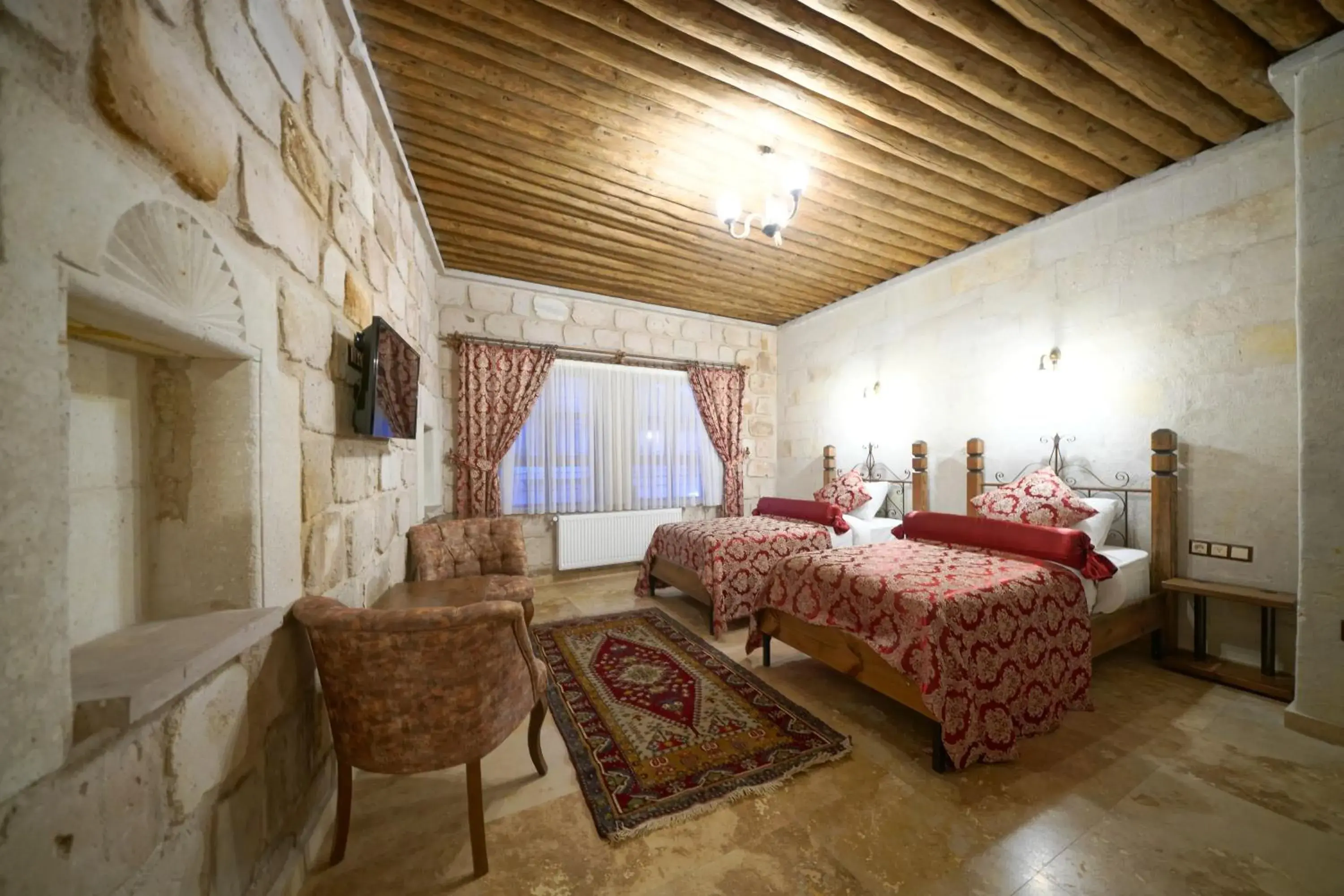 Deluxe Twin Room in Kaya Konak Cave Deluxe Twin Room in Kaya Konak Cave