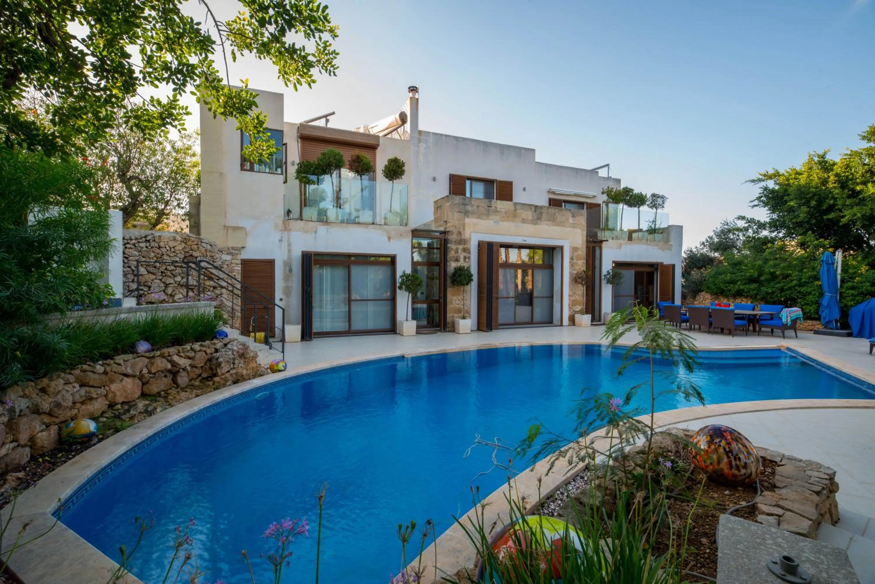 Swimming pool in ALTO Beyond