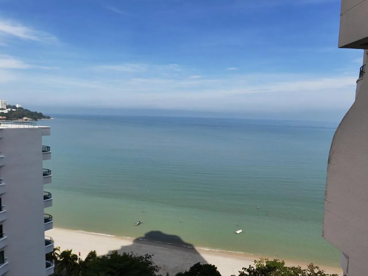 Sea view in Paradise by the Sea in Penang by Veron at Rainbow Paradise