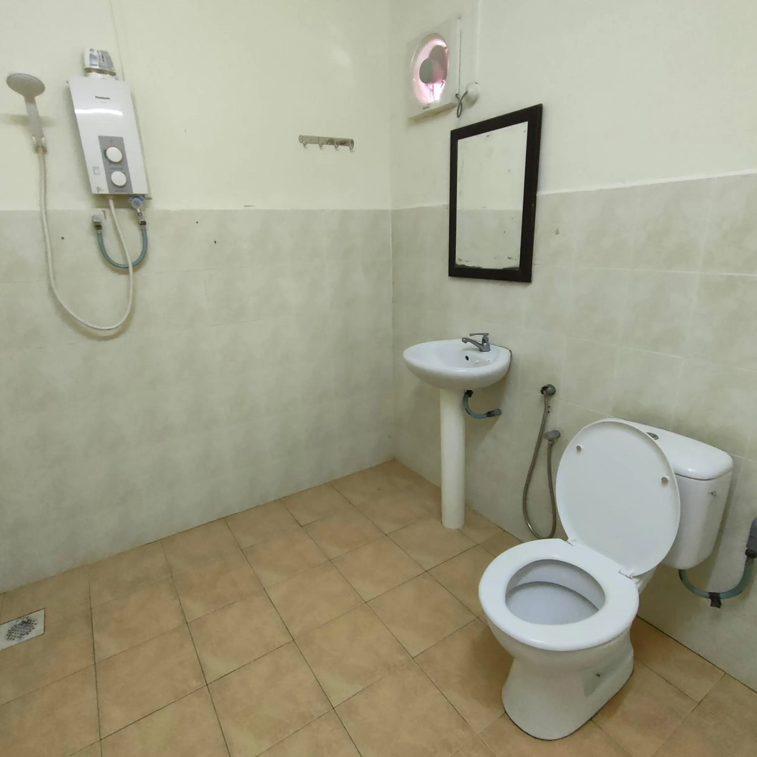 Bathroom in Best One Hotel