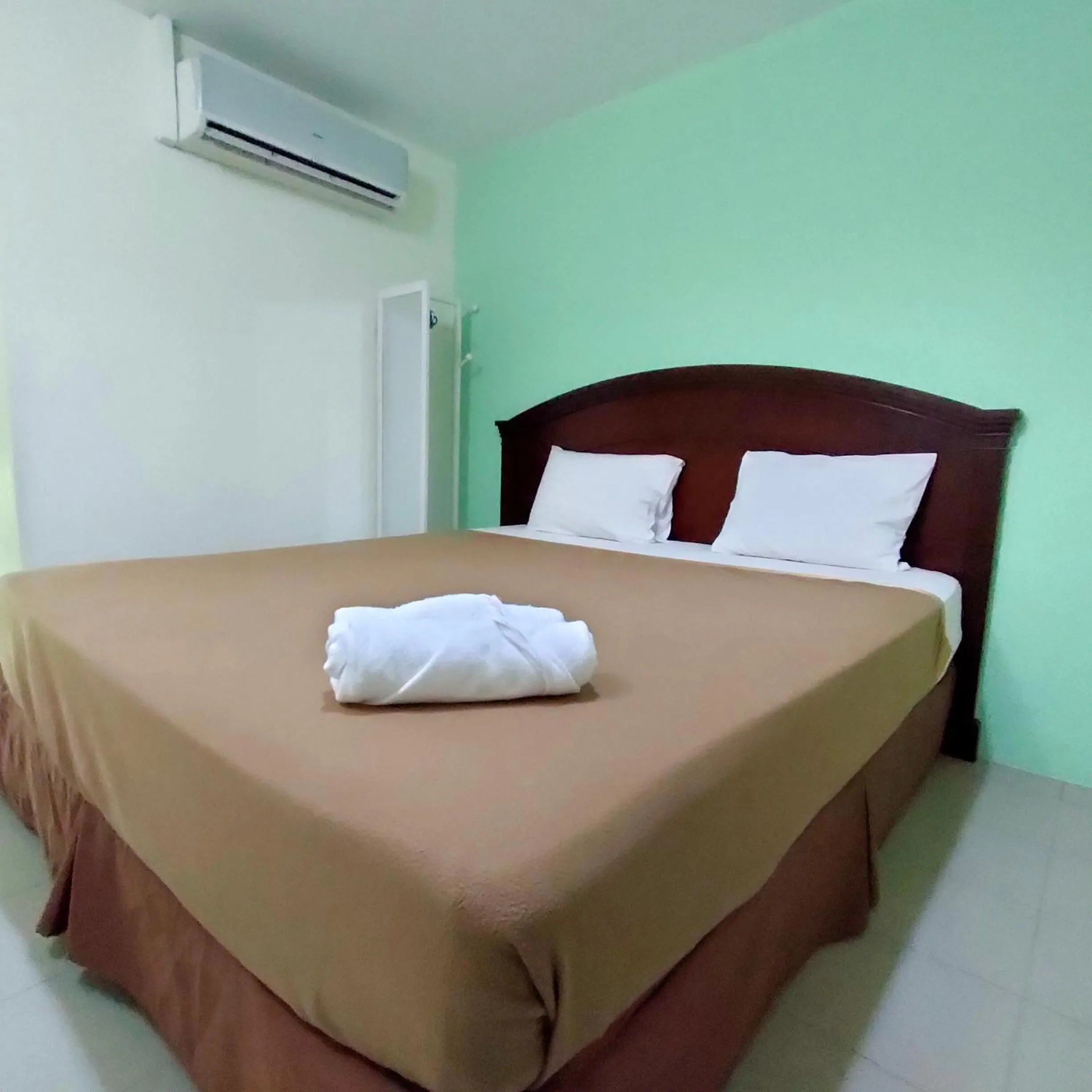 Bed in Best One Hotel