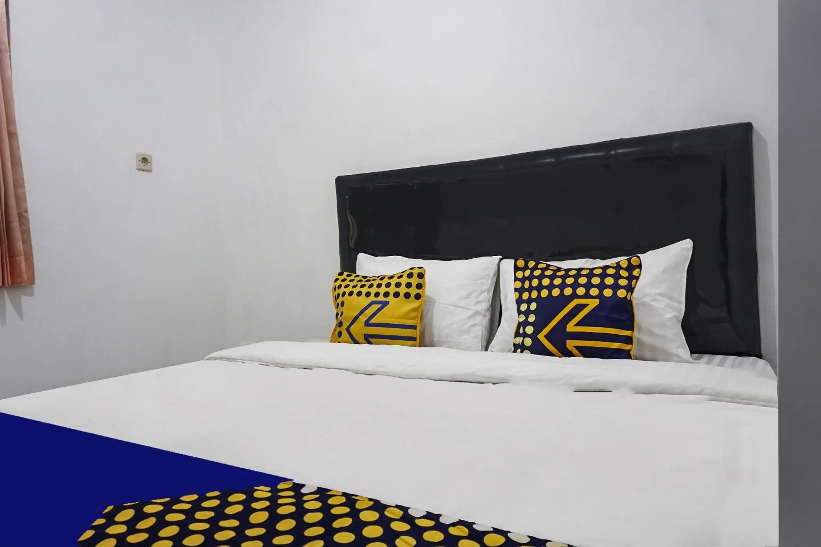 Bedroom, Bed in Hotel O Wisma Asri Putra Syariah