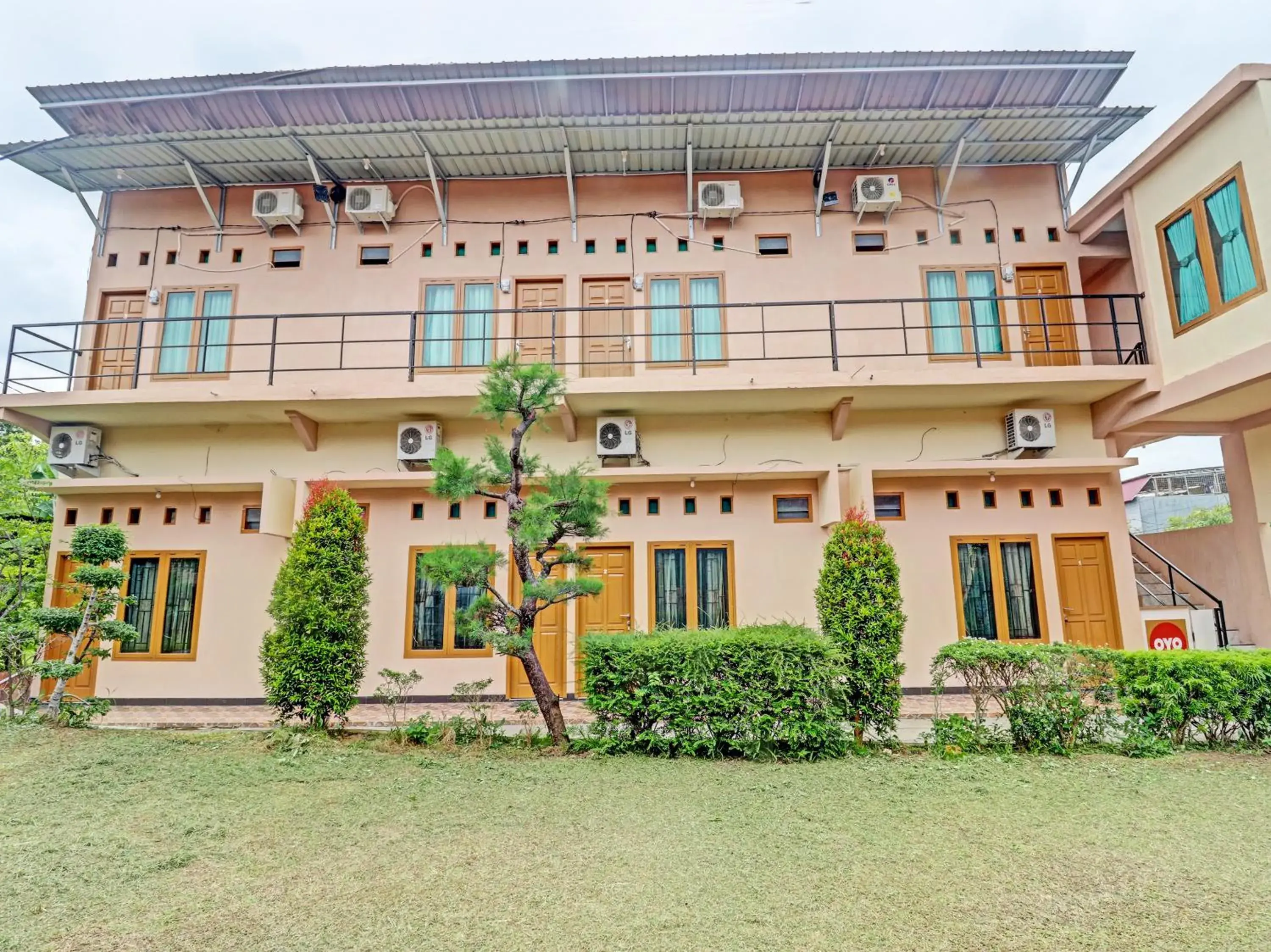 OYO 90945 Arizon Kost OYO 90945 Arizon Kost