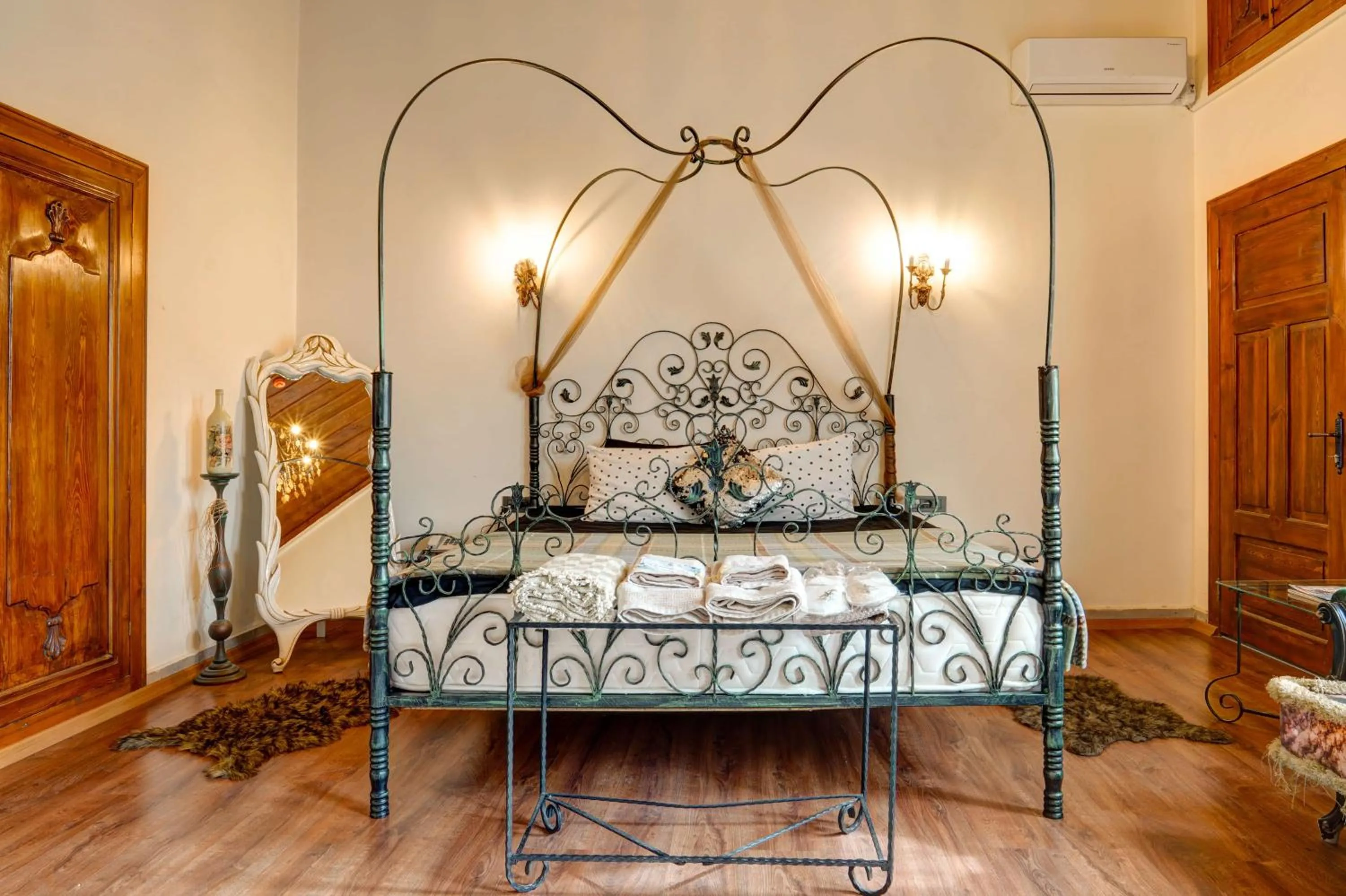 Bed in Kerem ile Aslı Butik Hotel